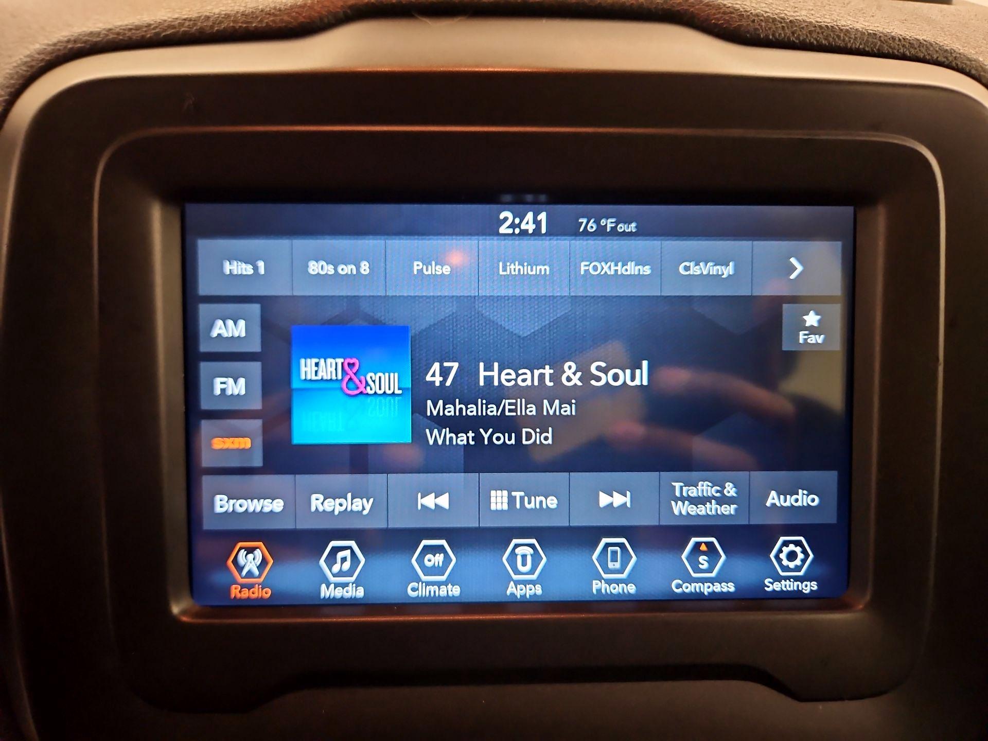 Thumbnail: 2020 Jeep Renegade - 16