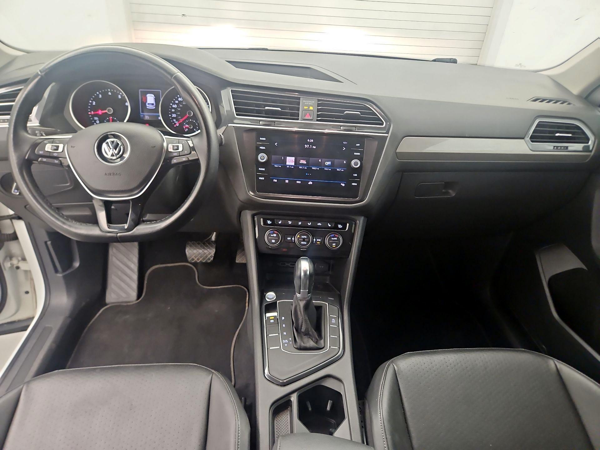 Thumbnail: 2019 Volkswagen Tiguan - 9