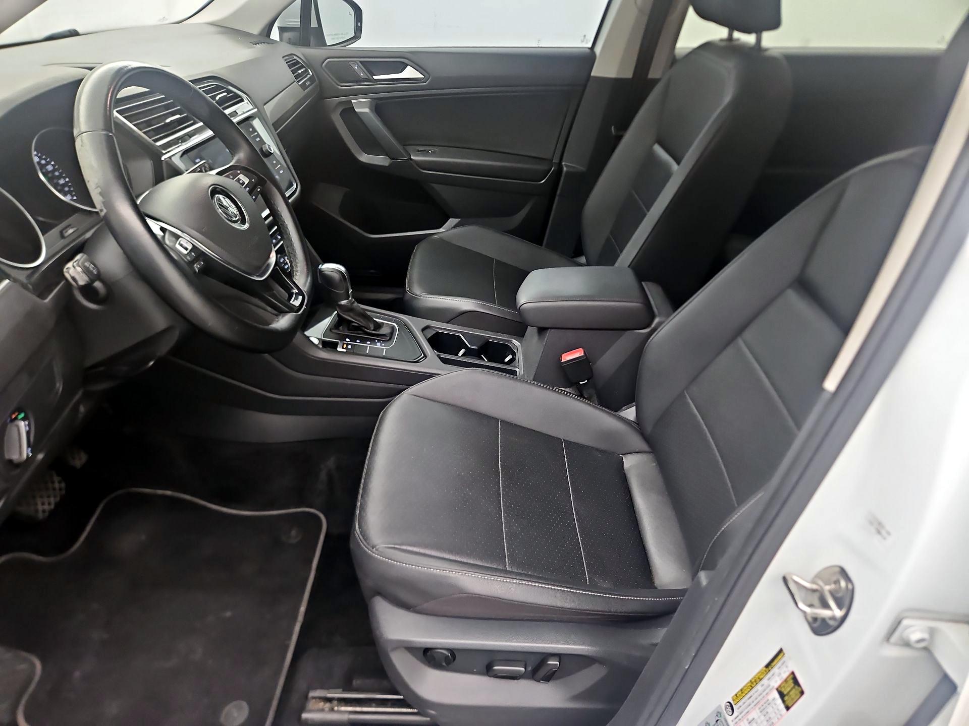 Thumbnail: 2019 Volkswagen Tiguan - 11