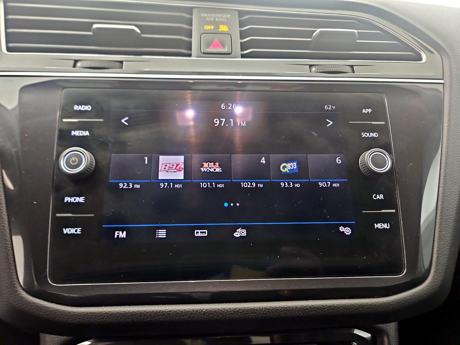 Thumbnail: 2019 Volkswagen Tiguan - 15