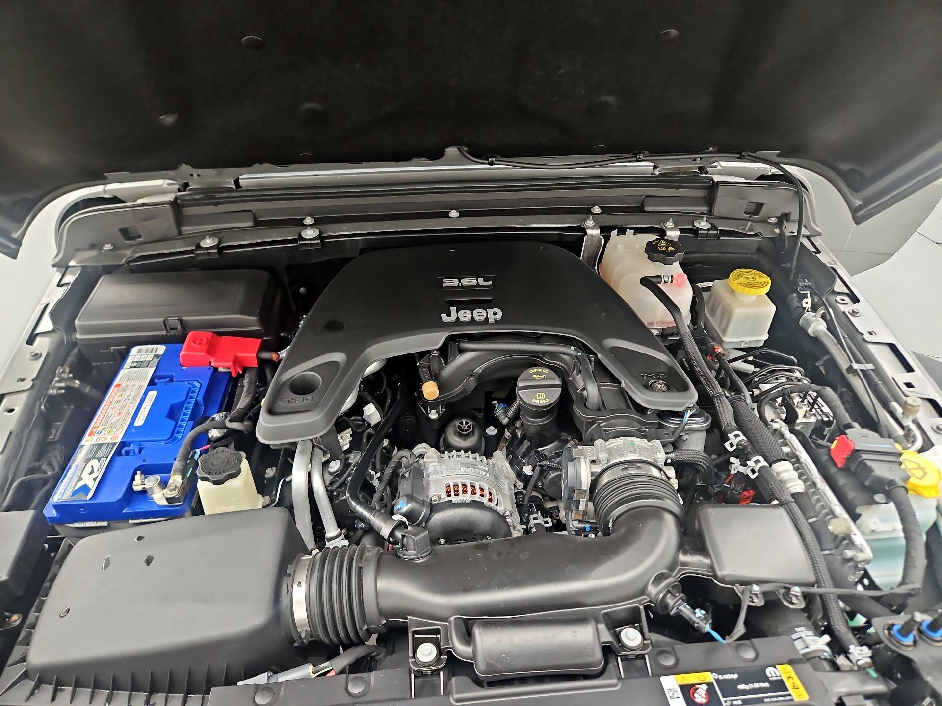 Thumbnail: 2021 Jeep Gladiator - 19