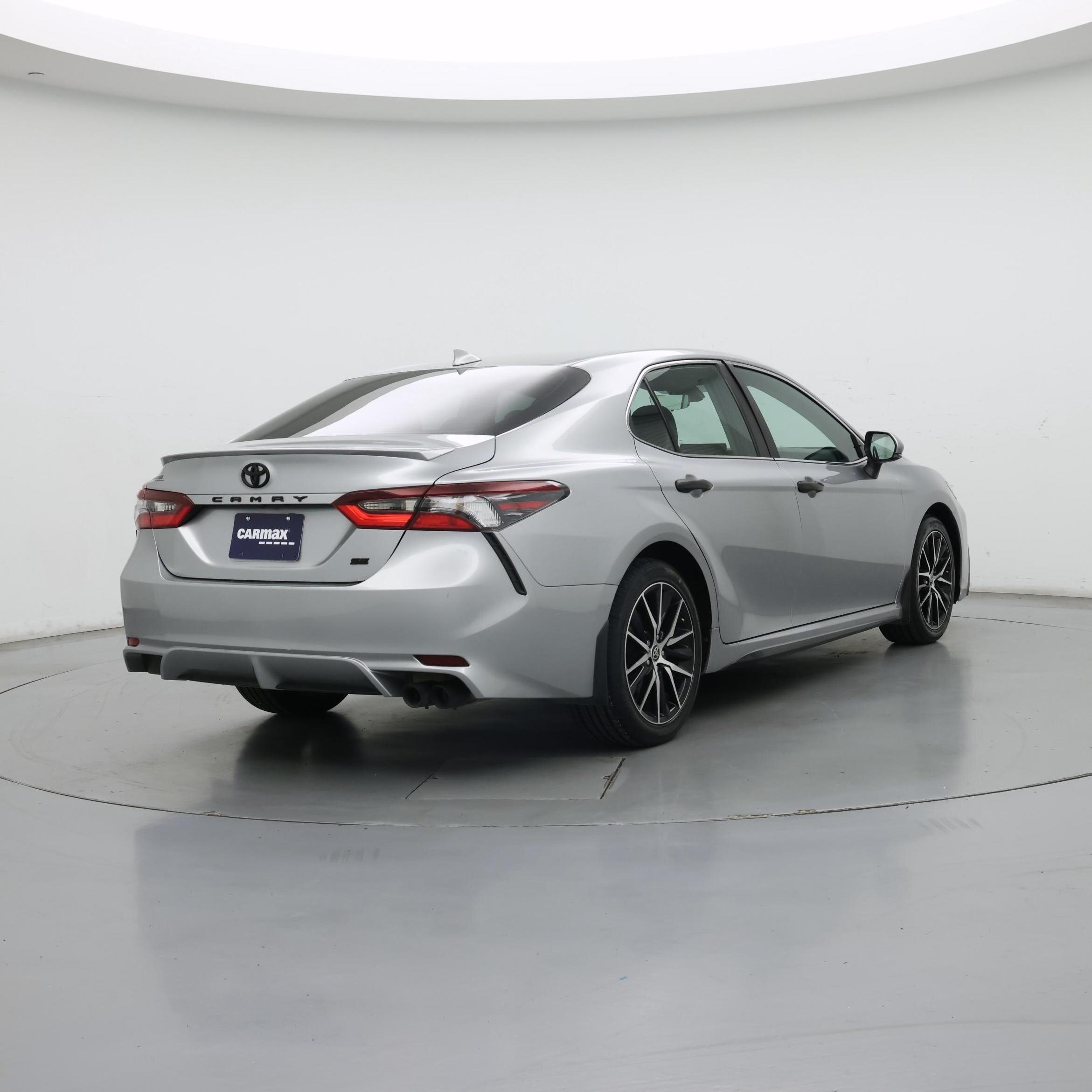 Thumbnail: 2023 Toyota Camry - 8