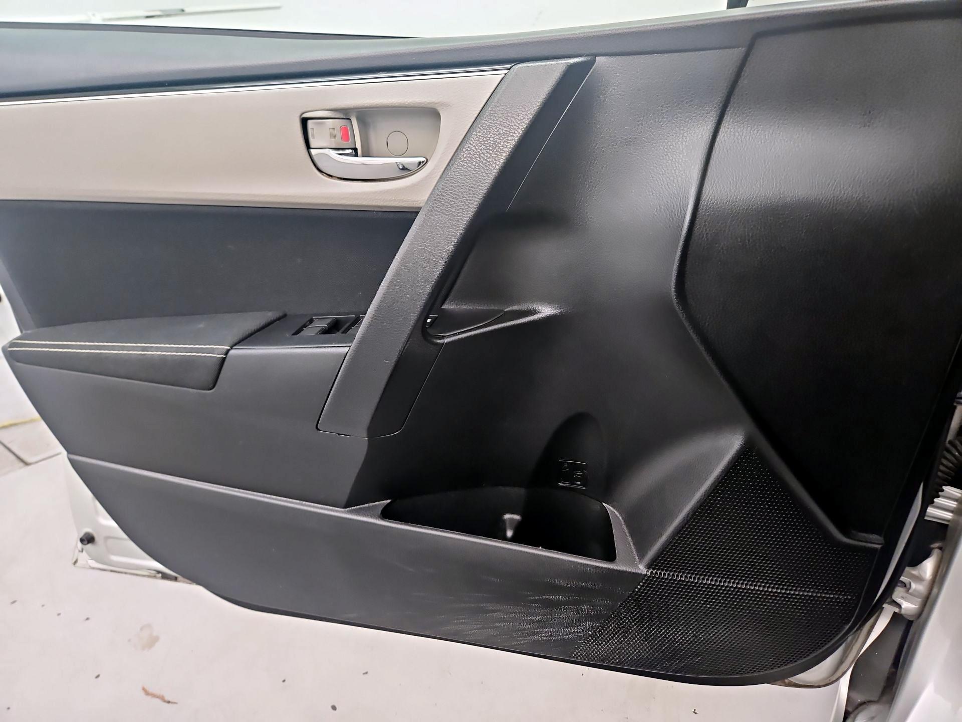 Thumbnail: 2019 Toyota Corolla - 12