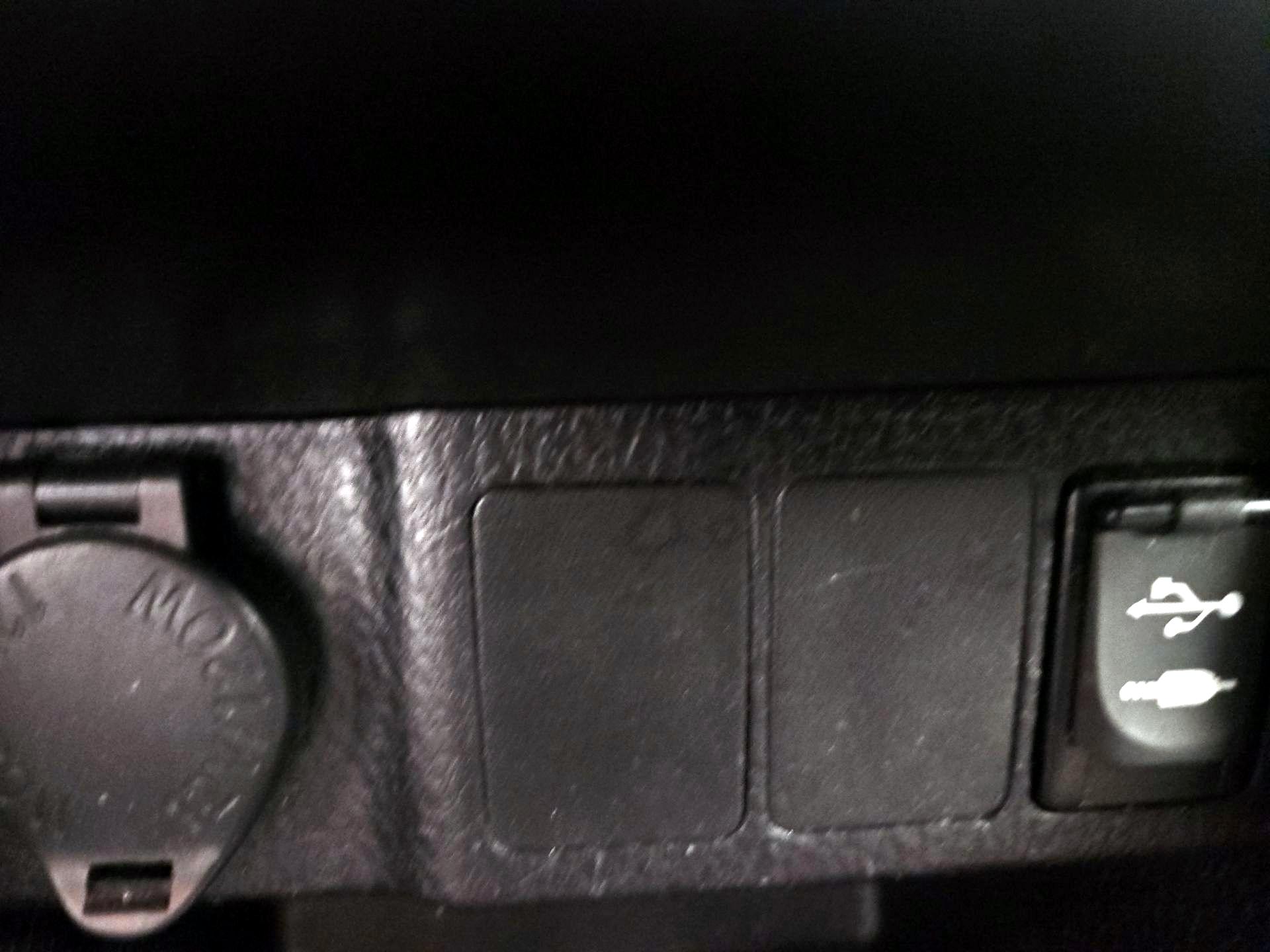 Thumbnail: 2019 Toyota Corolla - 18