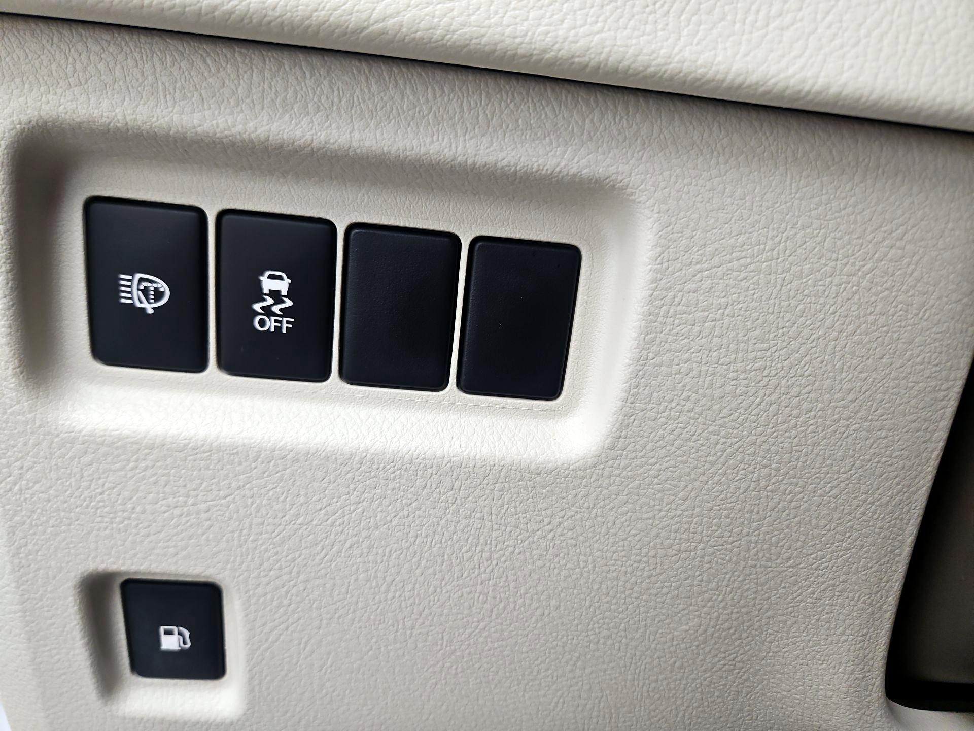 Thumbnail: 2017 Lexus GX - 13