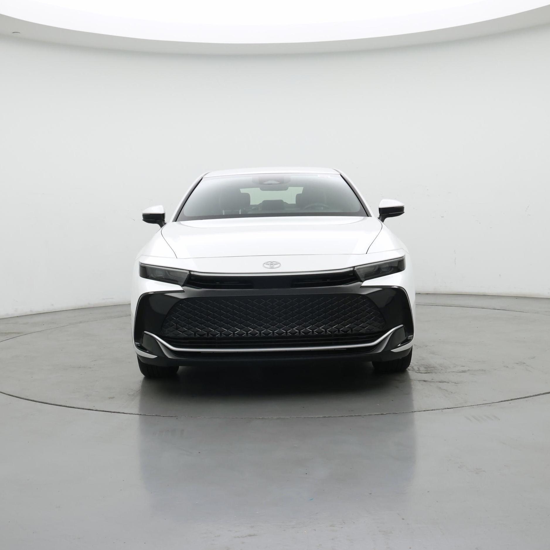 Thumbnail: 2023 Toyota Crown - 5