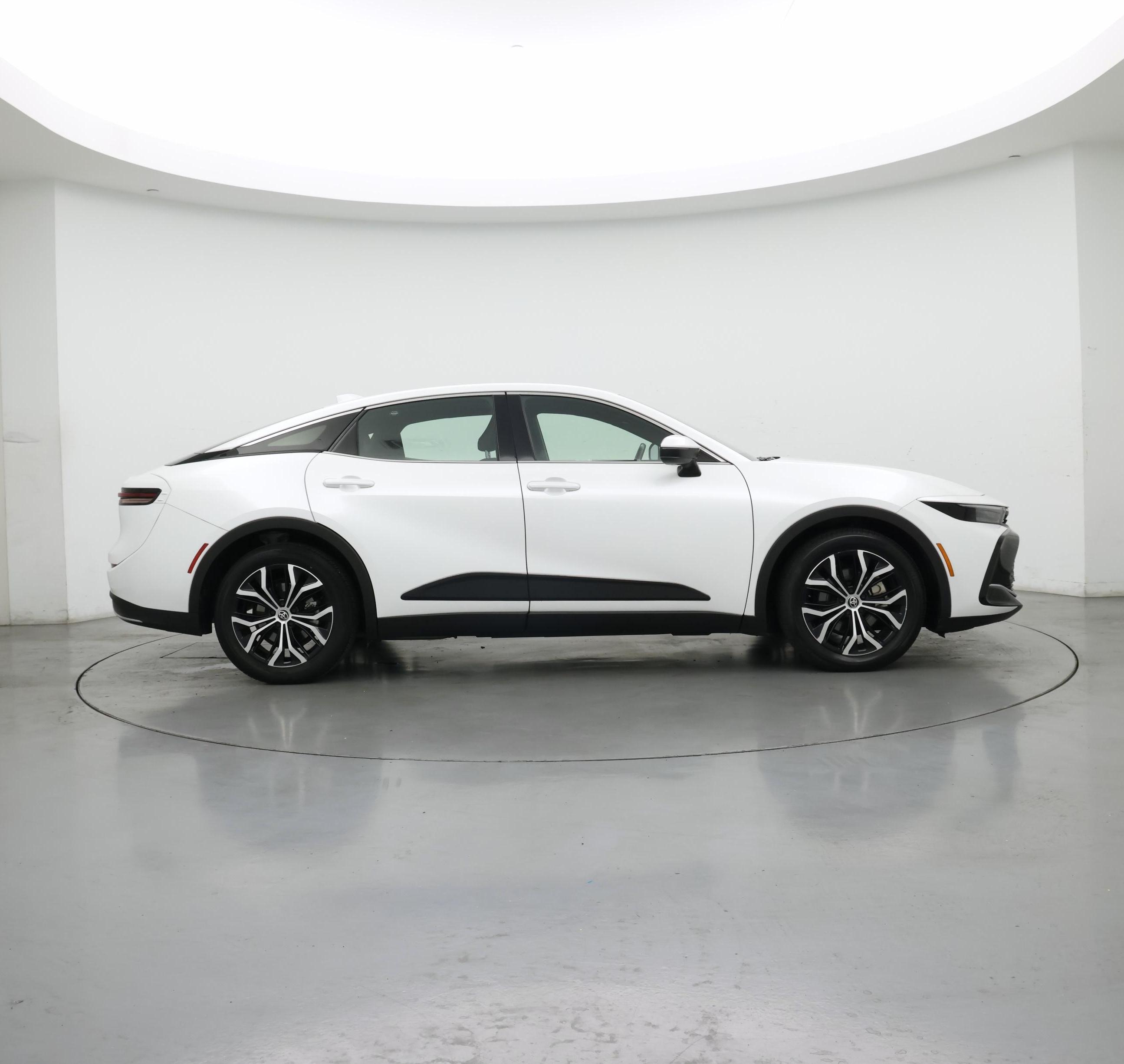 Thumbnail: 2023 Toyota Crown - 7