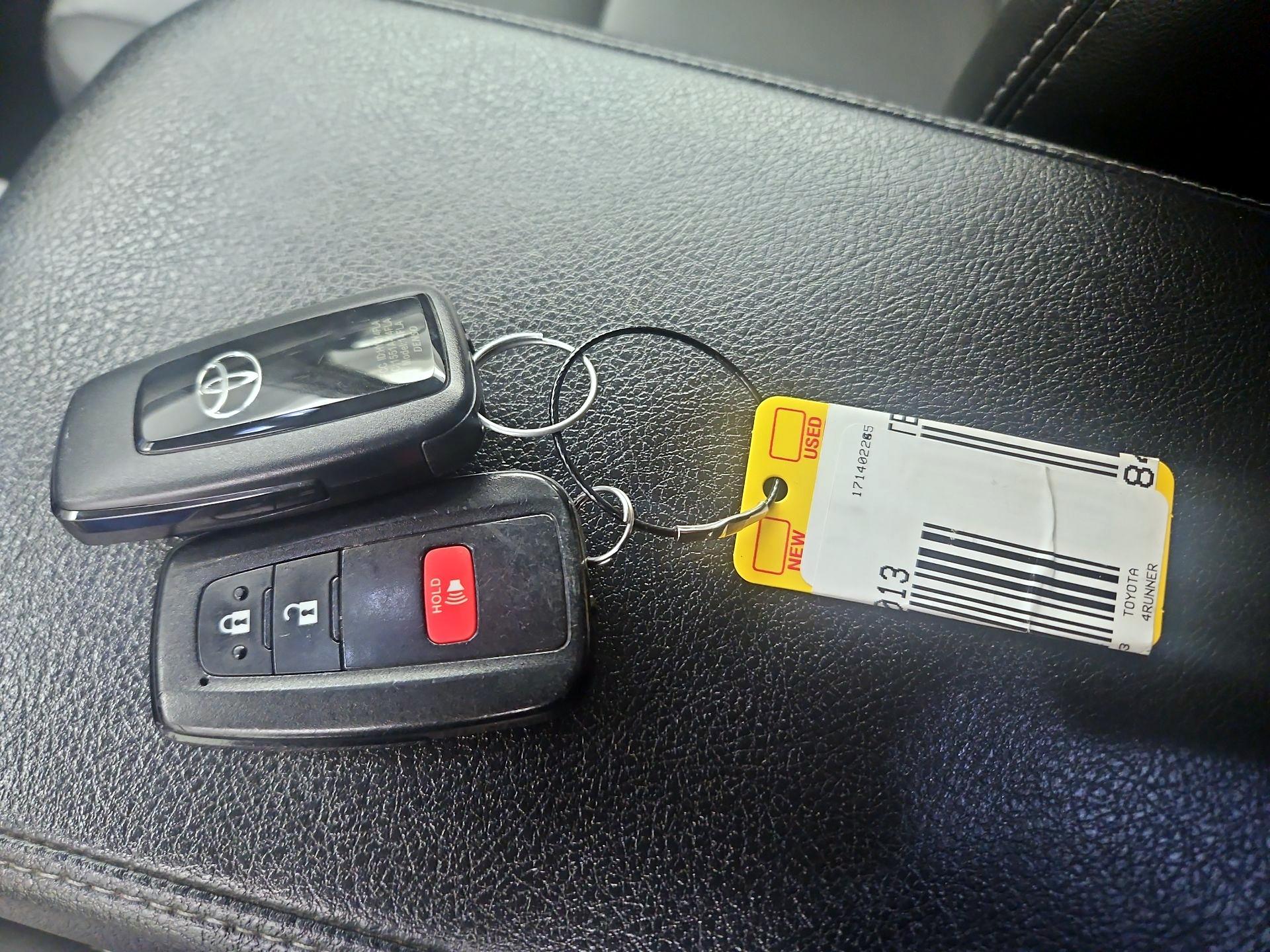 Thumbnail: 2023 Toyota 4Runner - 19