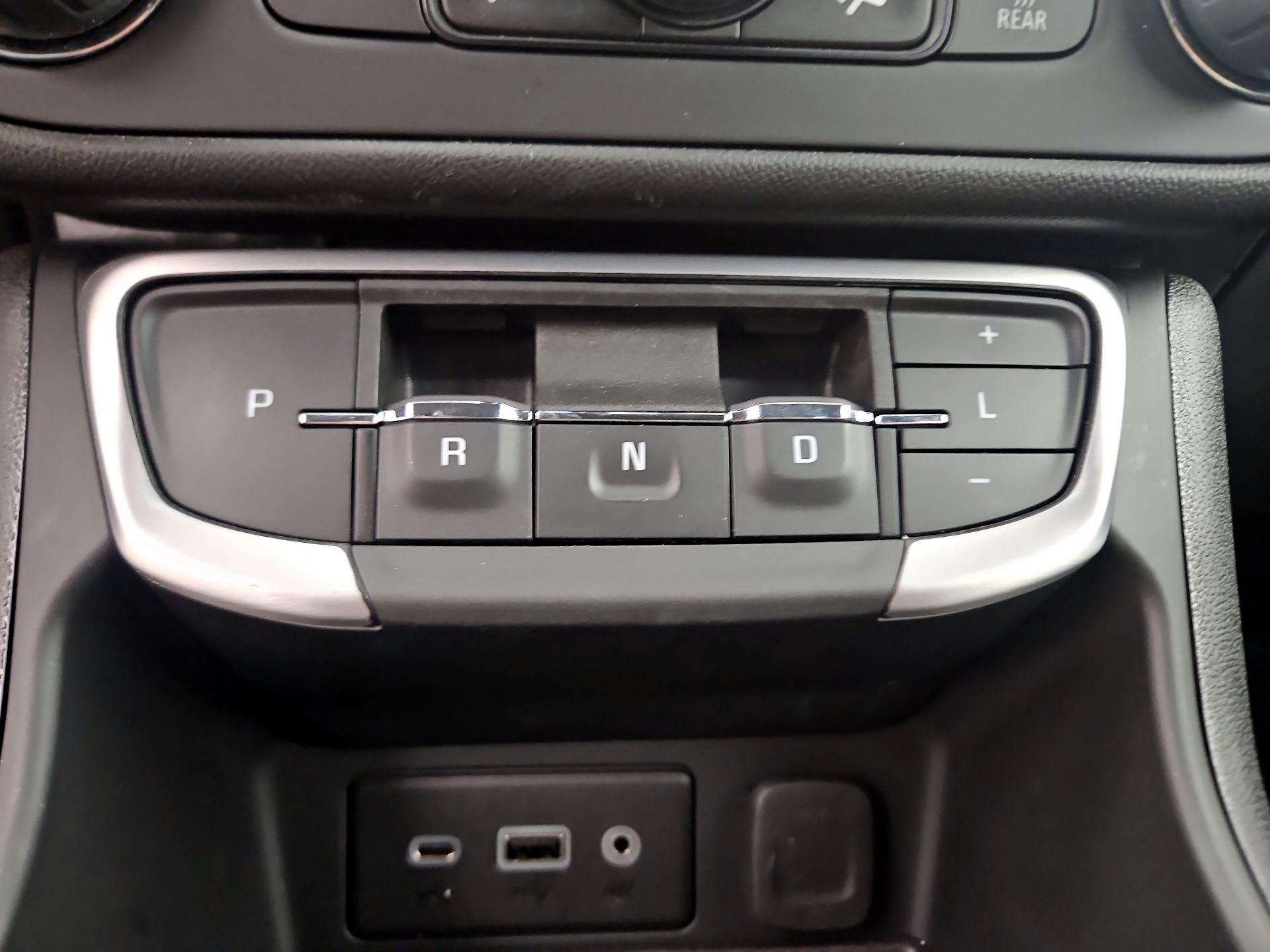 Thumbnail: 2024 GMC Terrain - 17