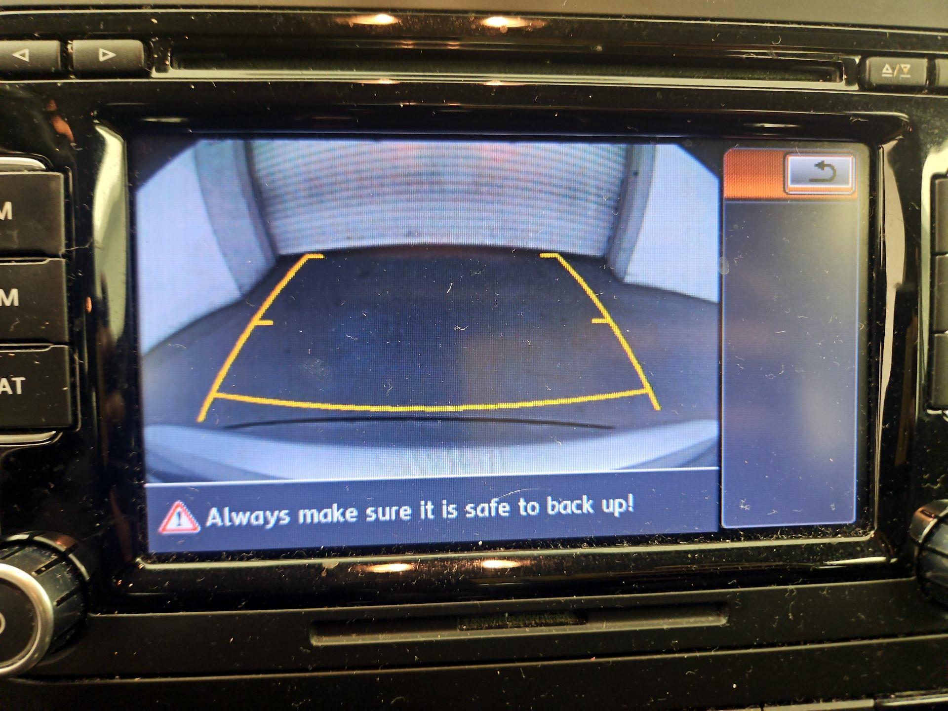 Thumbnail: 2015 Volkswagen Passat - 14