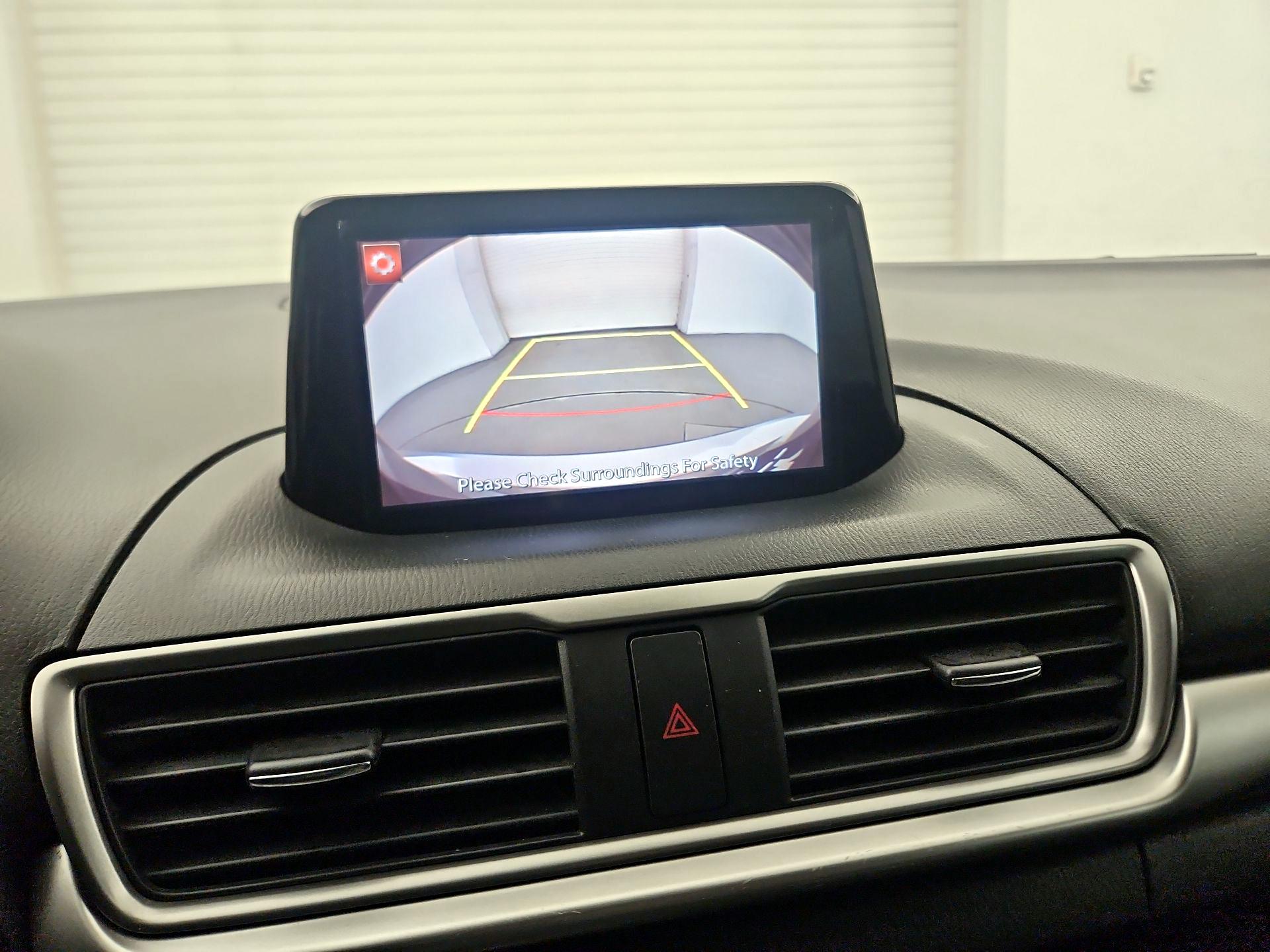 Thumbnail: 2017 Mazda Mazda3 - 14