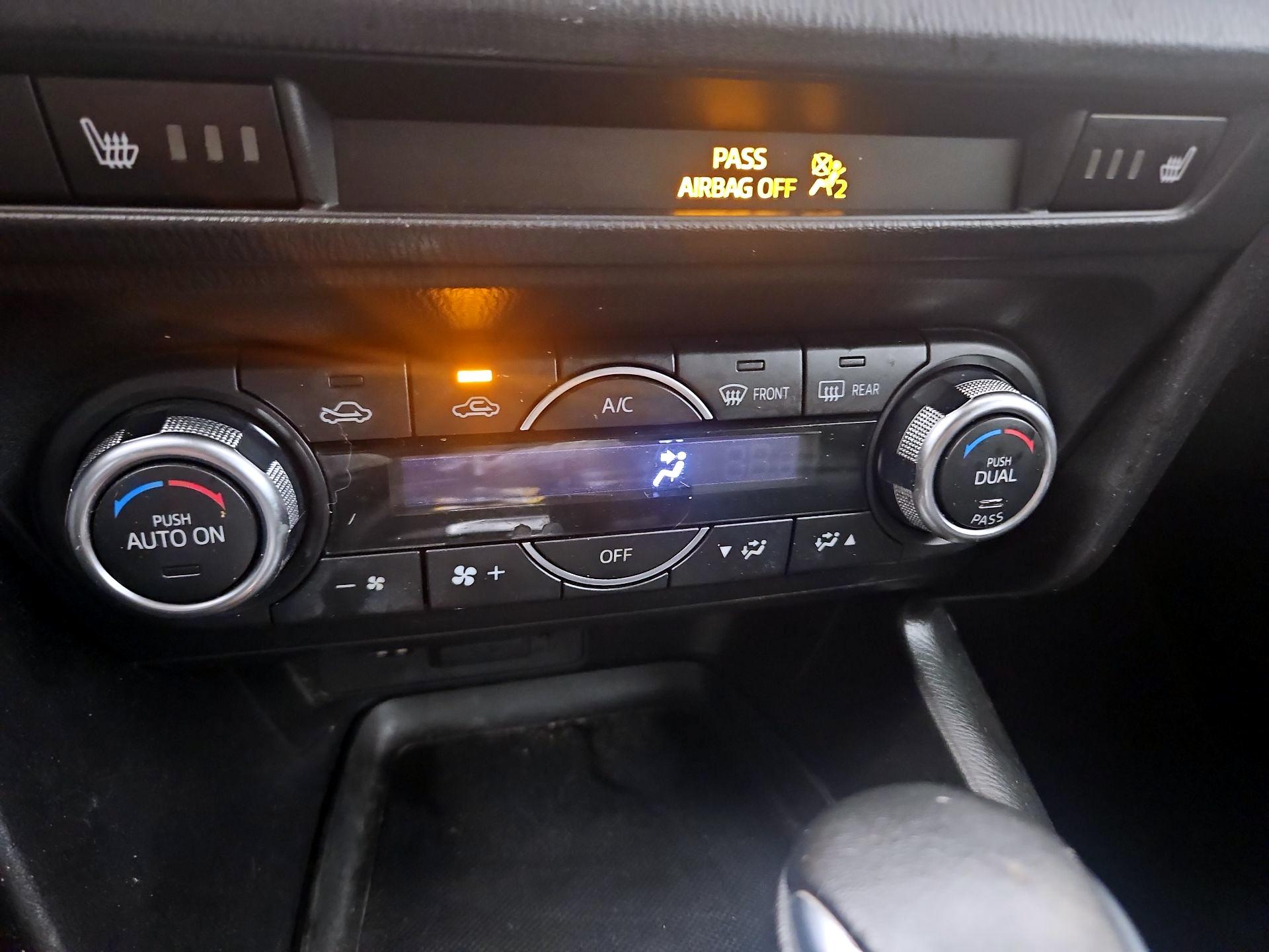 Thumbnail: 2017 Mazda Mazda3 - 16