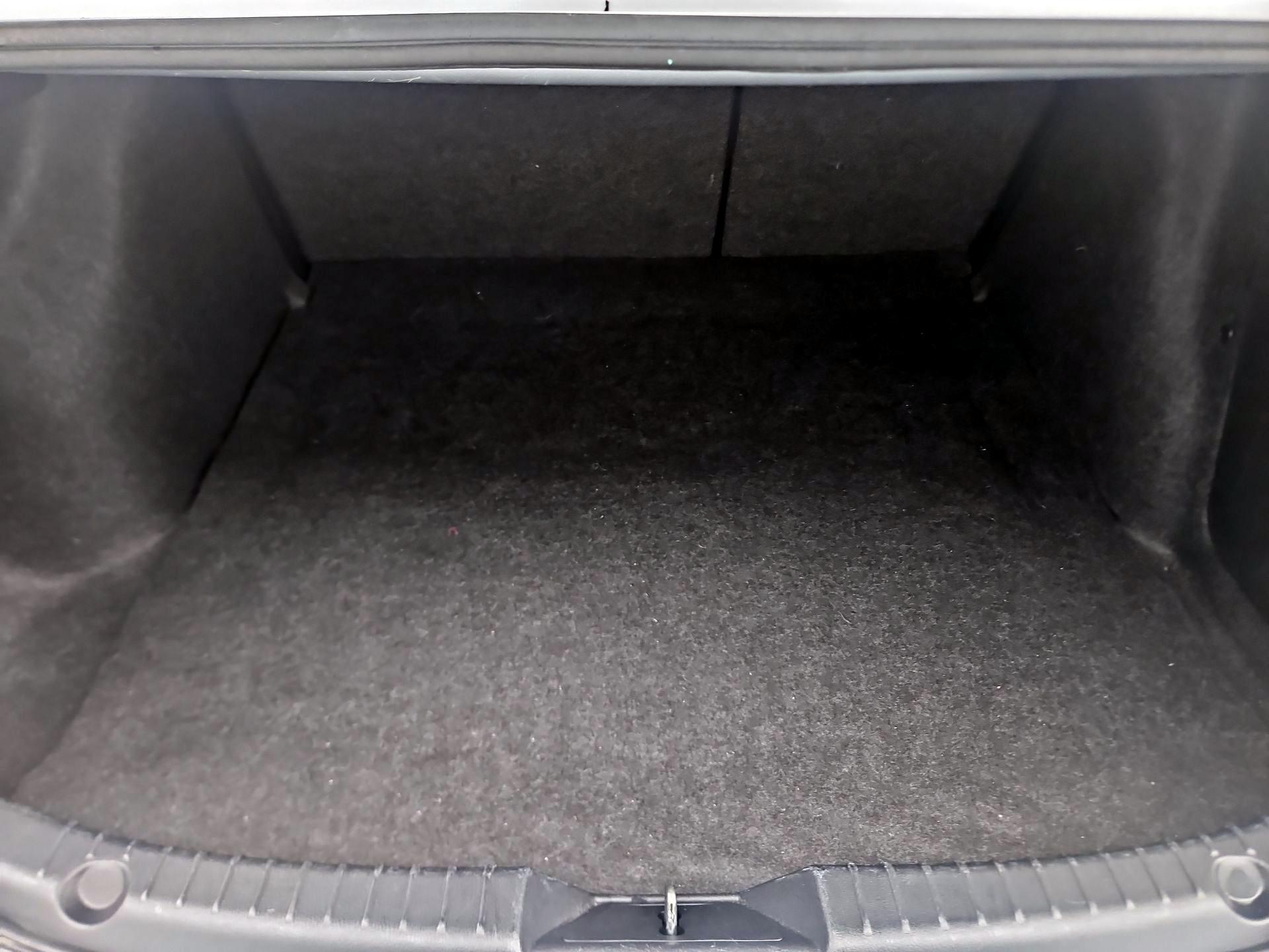 Thumbnail: 2017 Mazda Mazda3 - 19