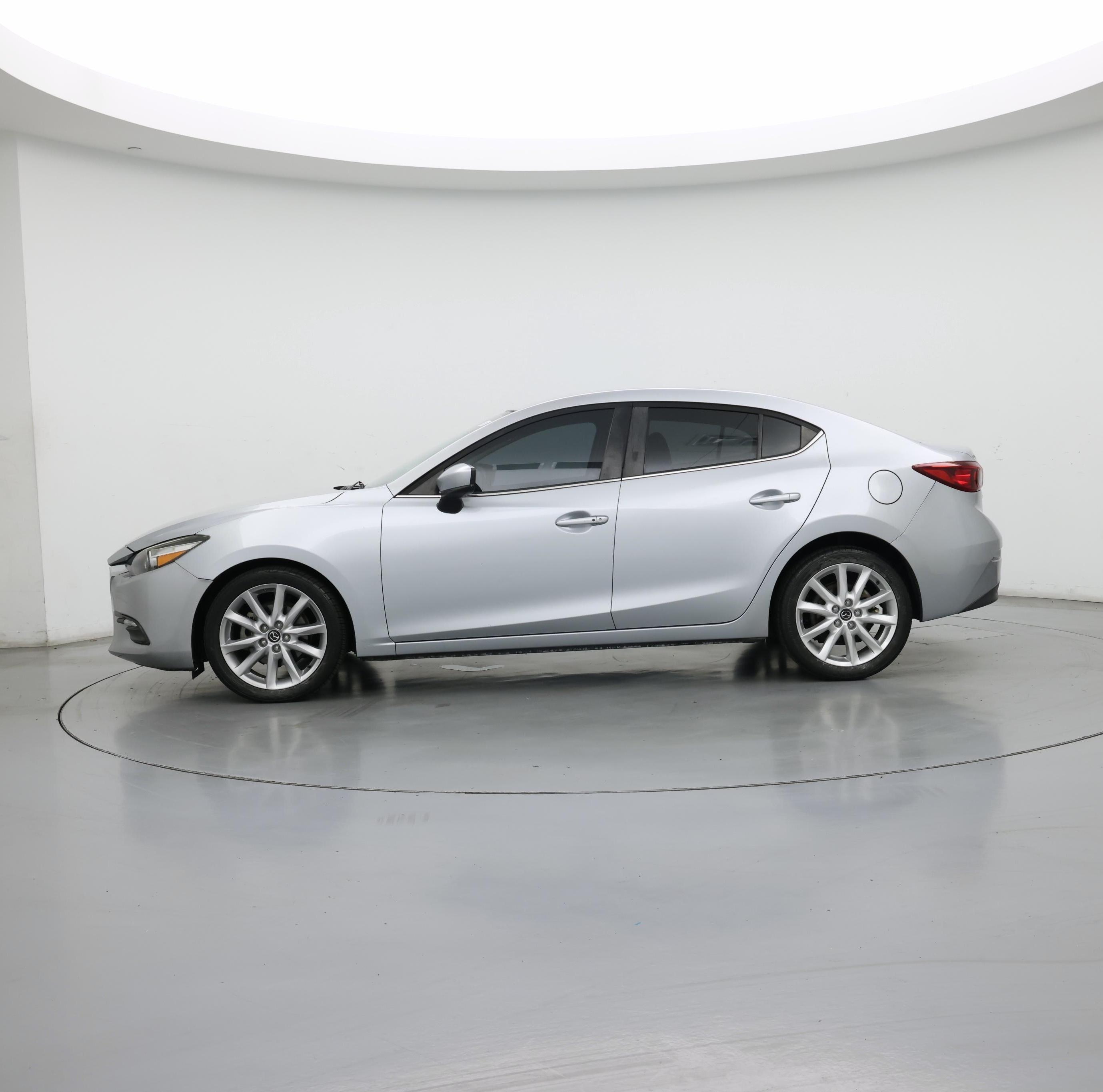 Thumbnail: 2017 Mazda Mazda3 - 3