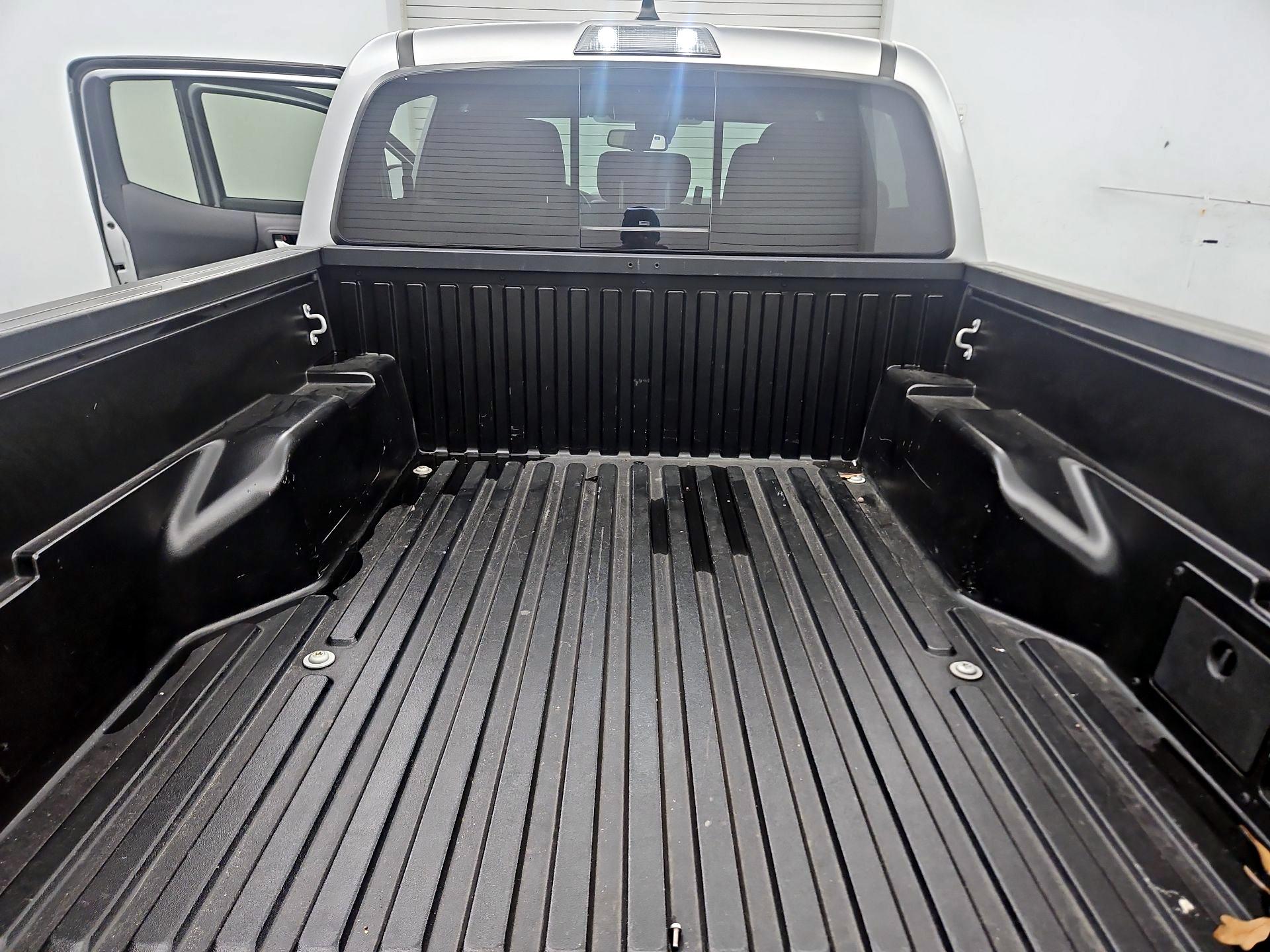 Thumbnail: 2023 Toyota Tacoma - 20