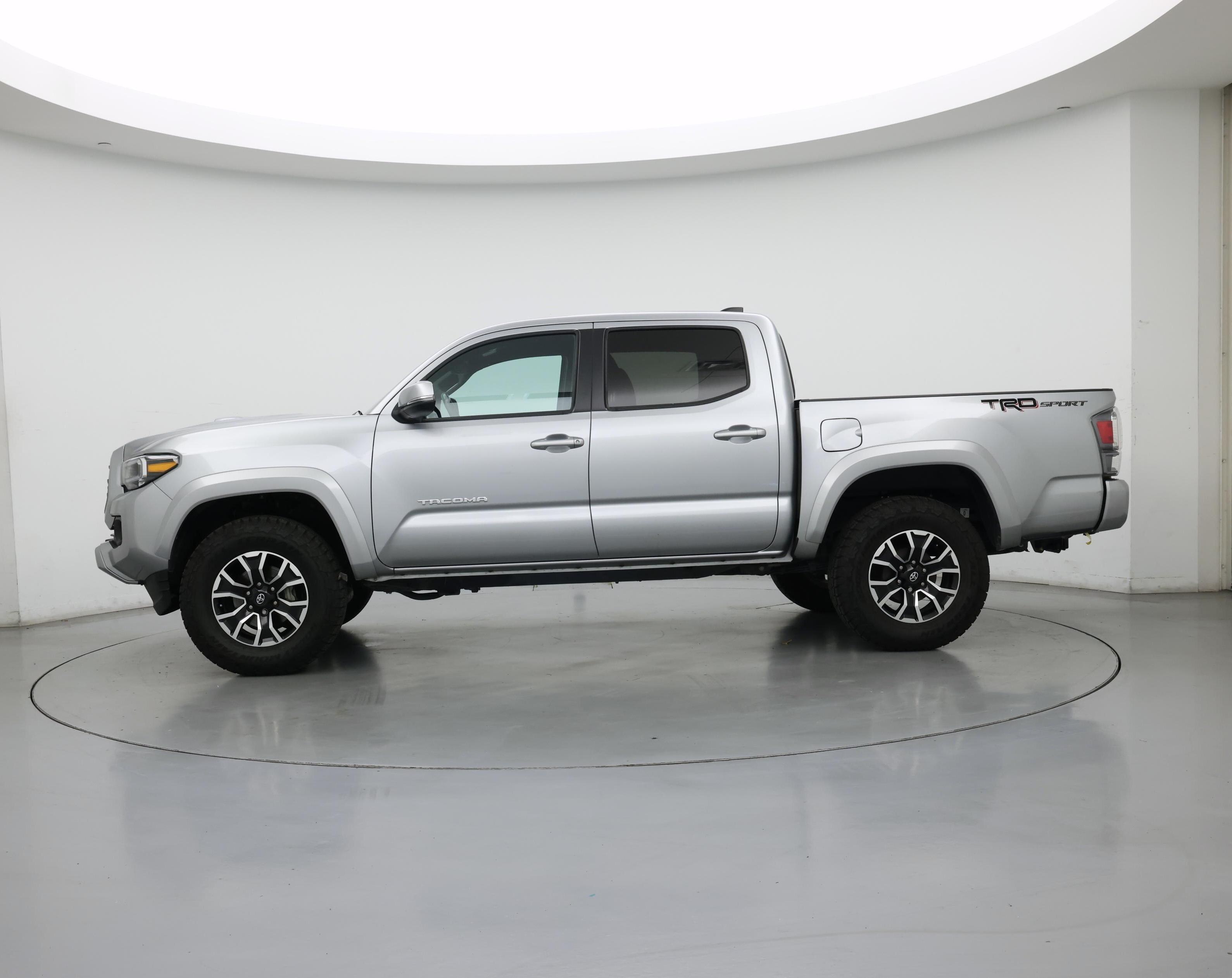 Thumbnail: 2023 Toyota Tacoma - 3