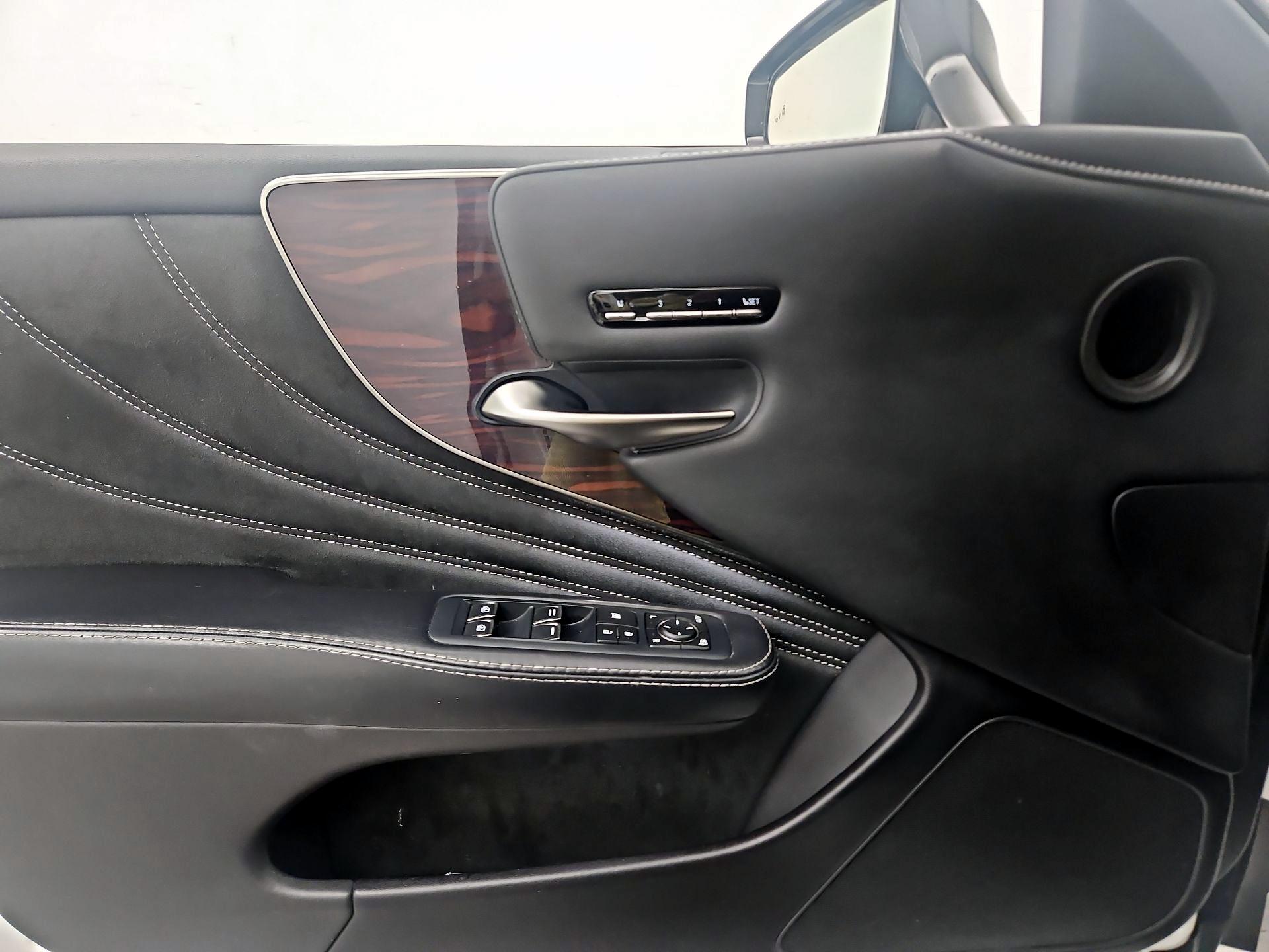 Thumbnail: 2018 Lexus LS - 12