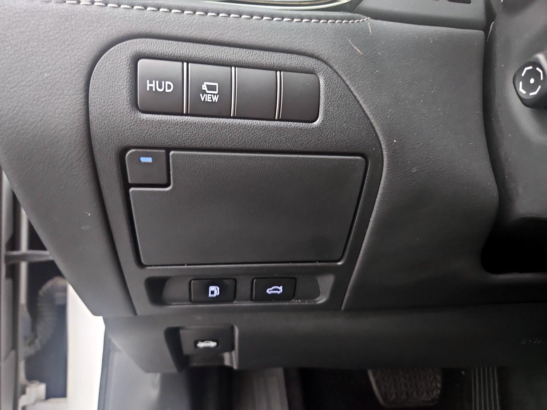 Thumbnail: 2018 Lexus LS - 13