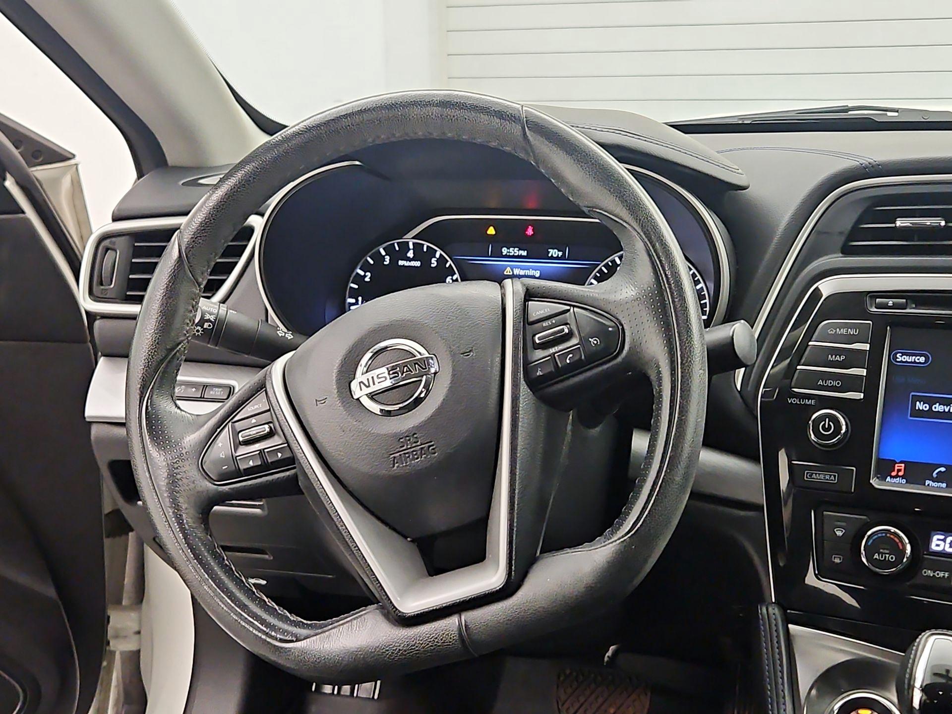 Thumbnail: 2017 Nissan Maxima - 10