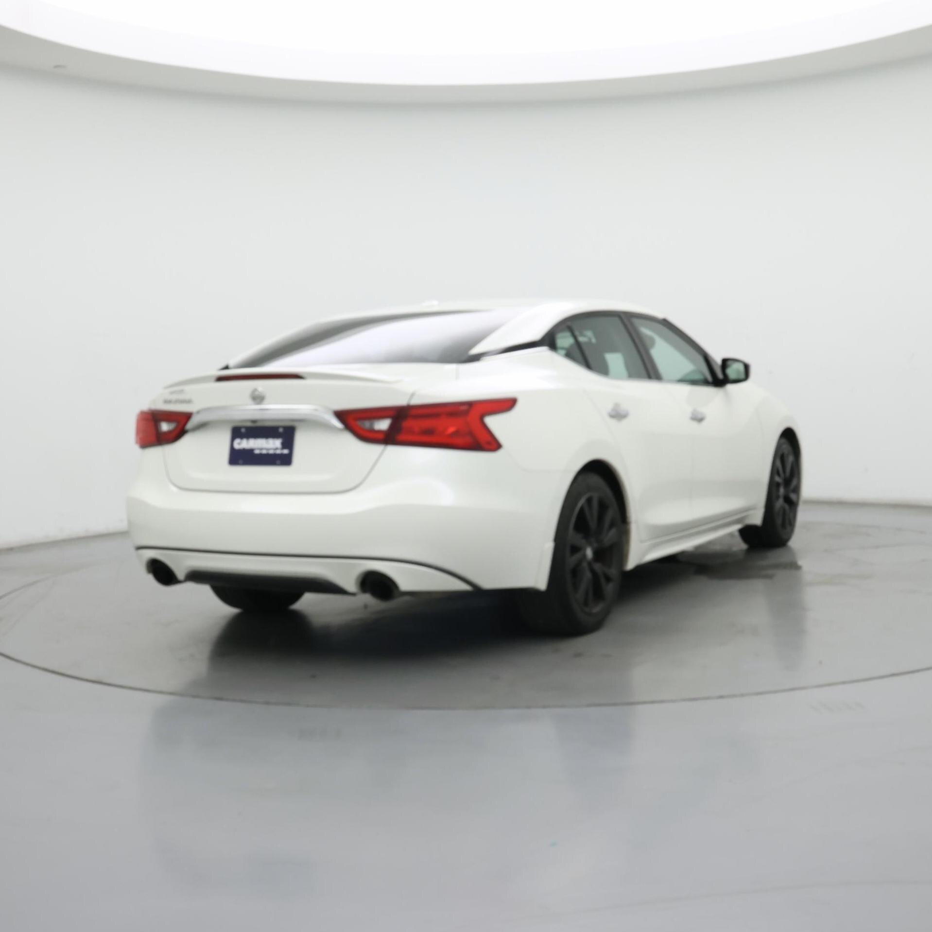 Thumbnail: 2017 Nissan Maxima - 8