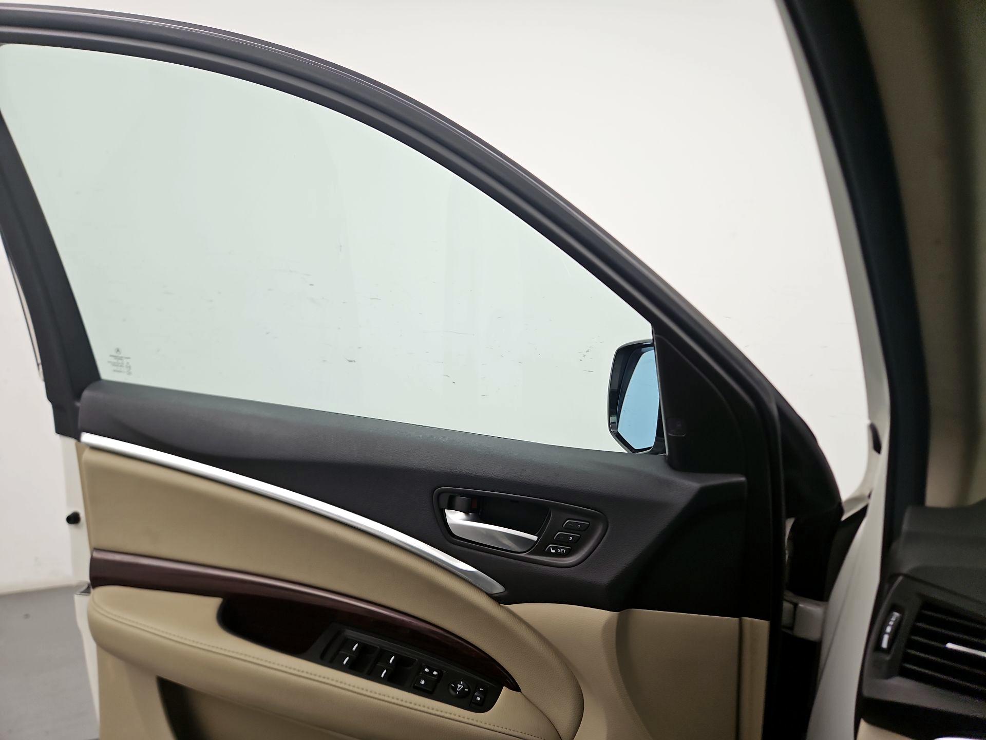 Thumbnail: 2016 Acura MDX - 12