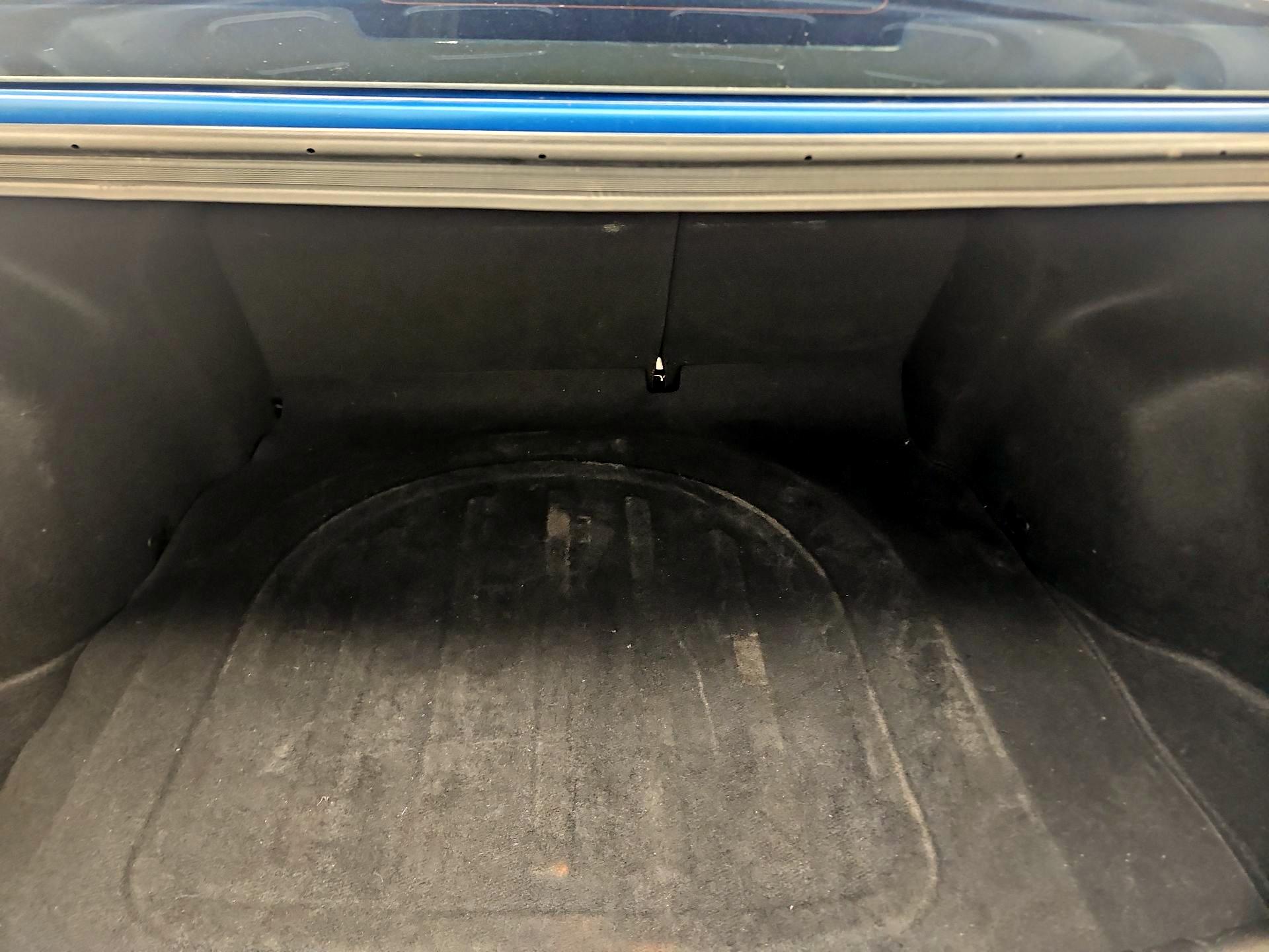 Thumbnail: 2023 Kia Rio - 19