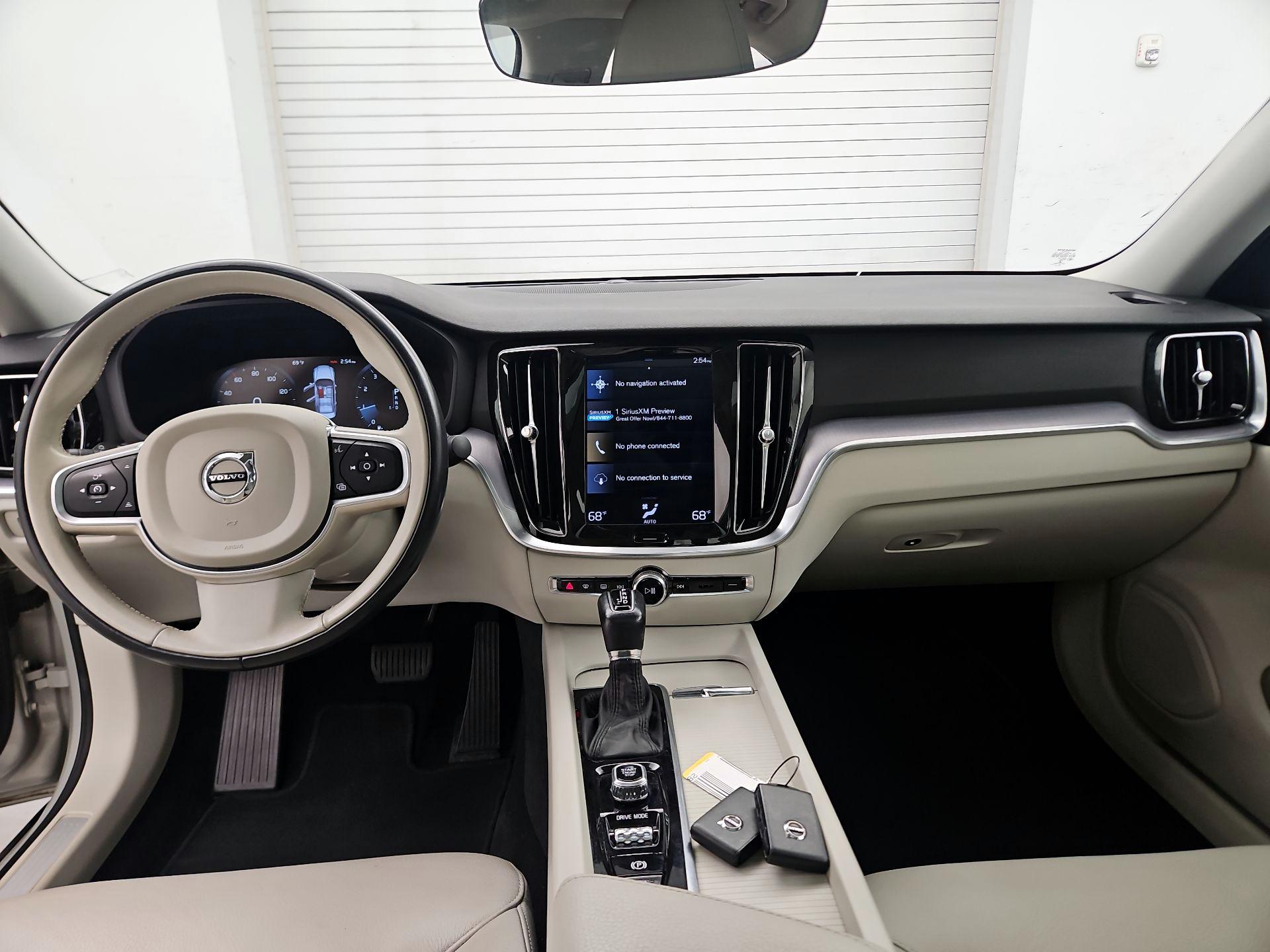 Thumbnail: 2020 Volvo S60 - 9