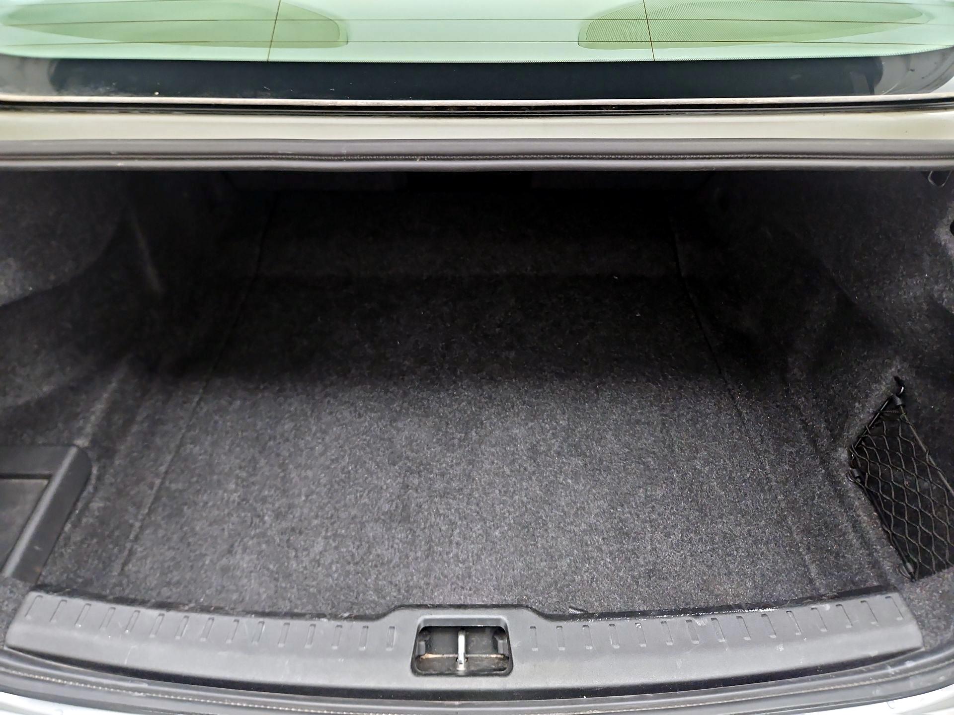 Thumbnail: 2020 Volvo S60 - 20