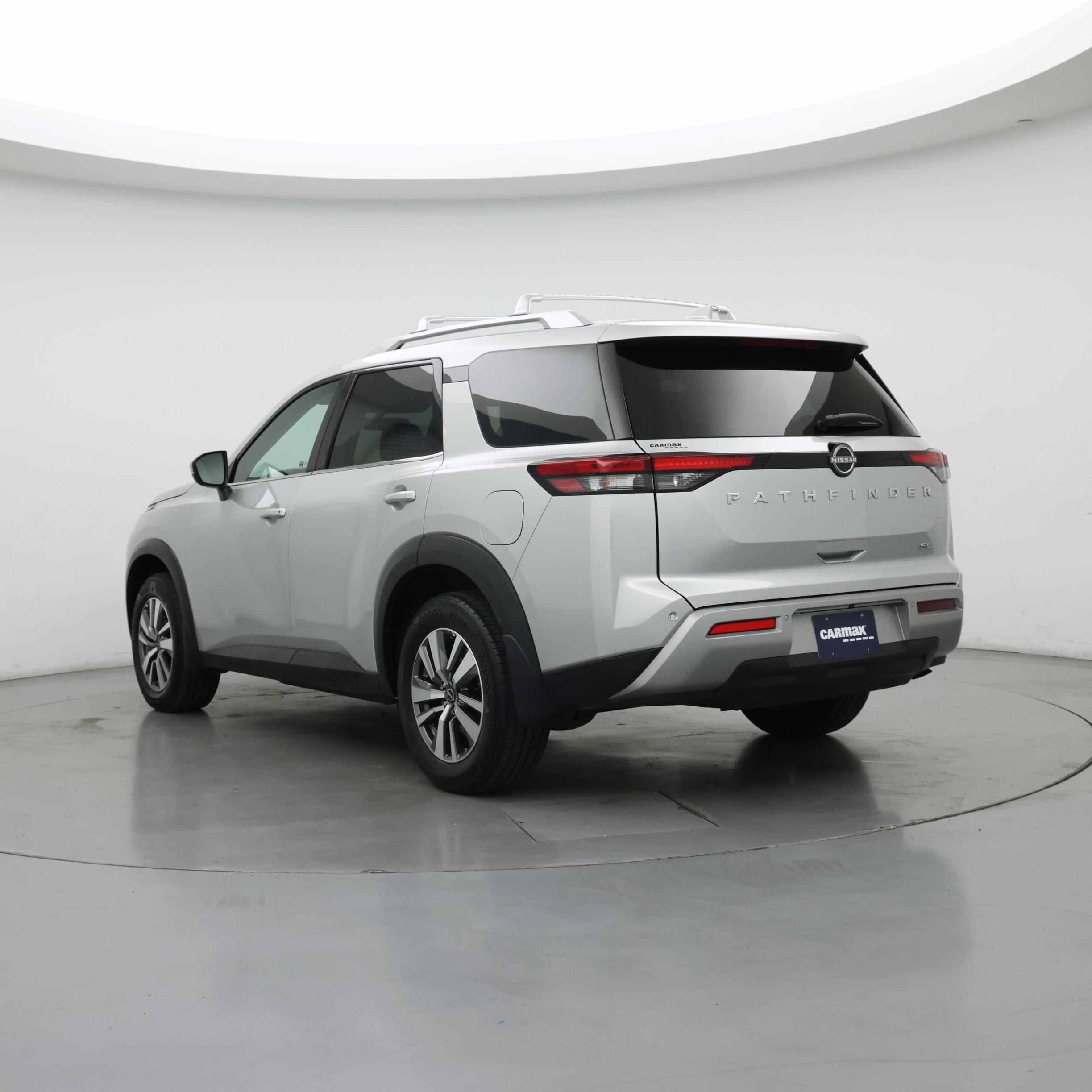 Thumbnail: 2023 Nissan Pathfinder - 2