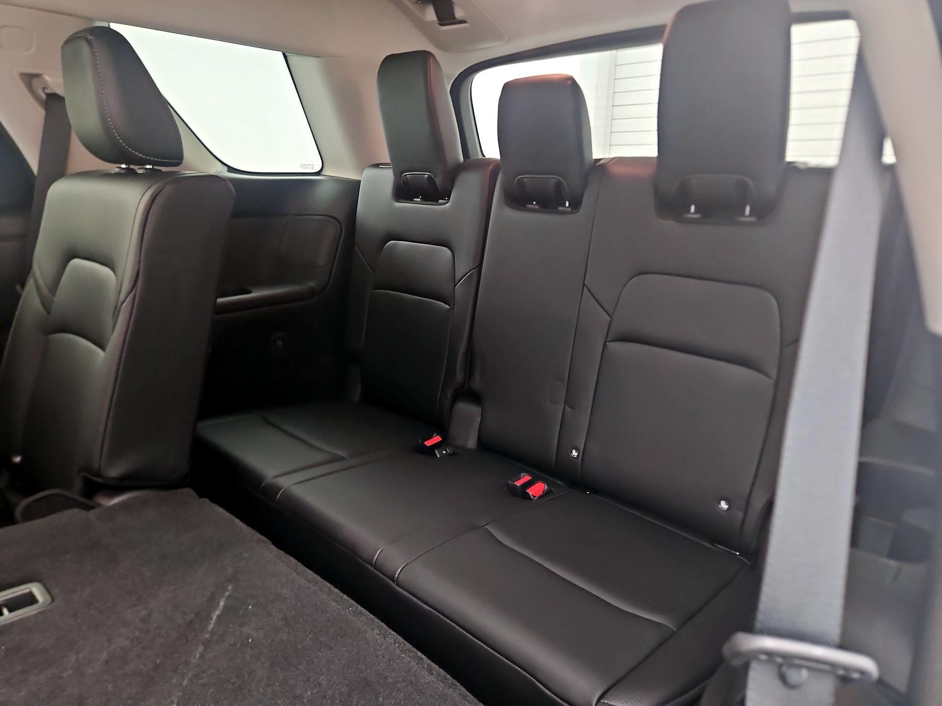 Thumbnail: 2023 Nissan Pathfinder - 20