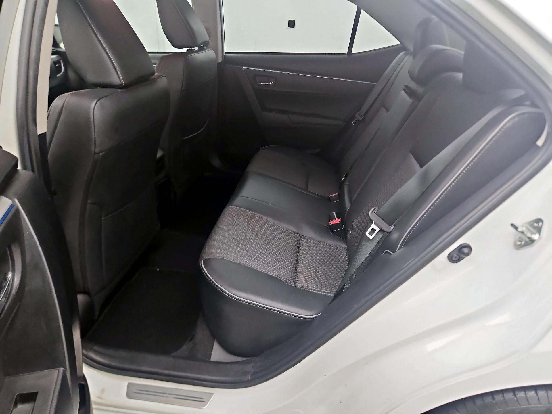 Thumbnail: 2015 Toyota Corolla - 17