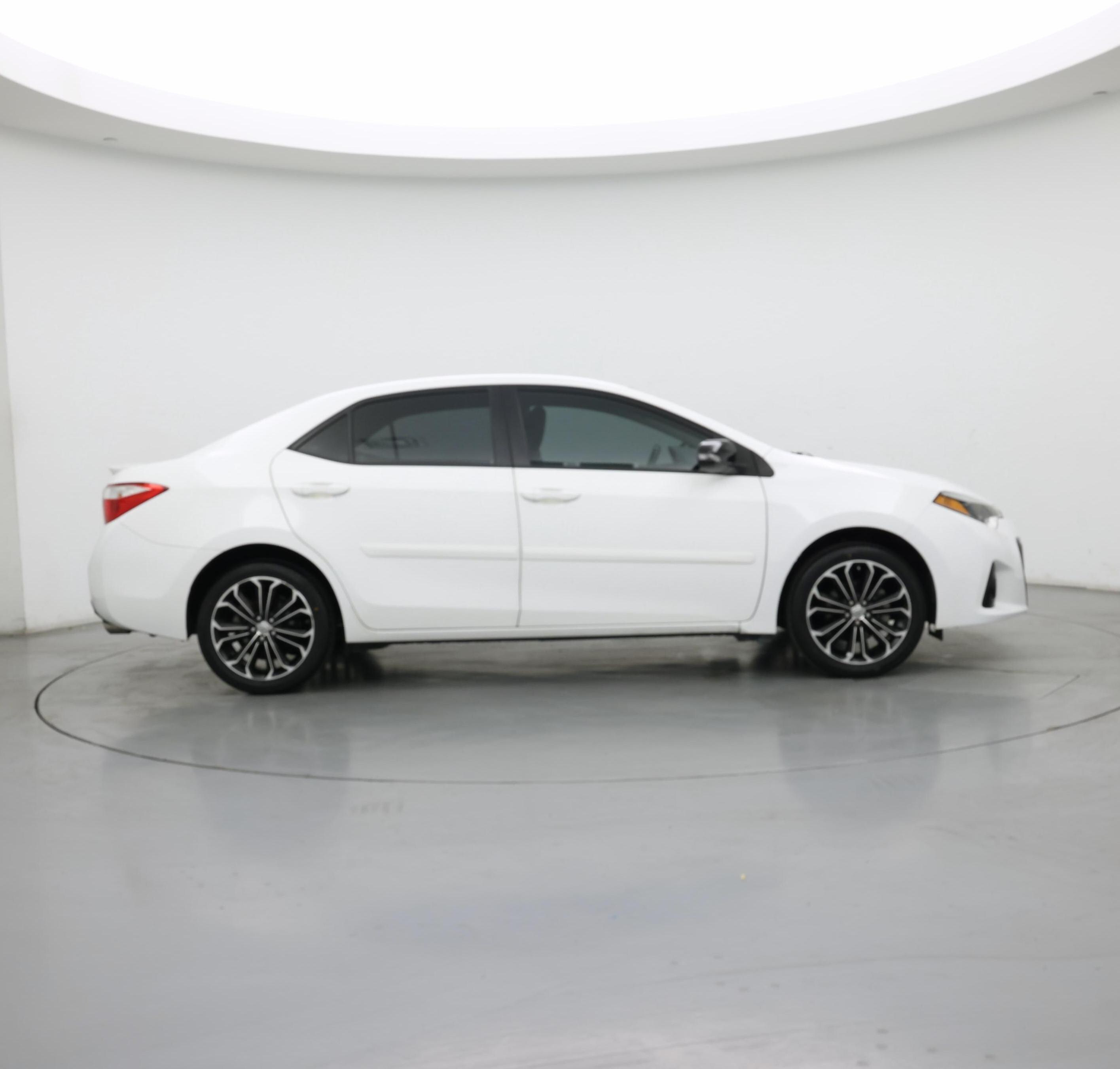 Thumbnail: 2015 Toyota Corolla - 7