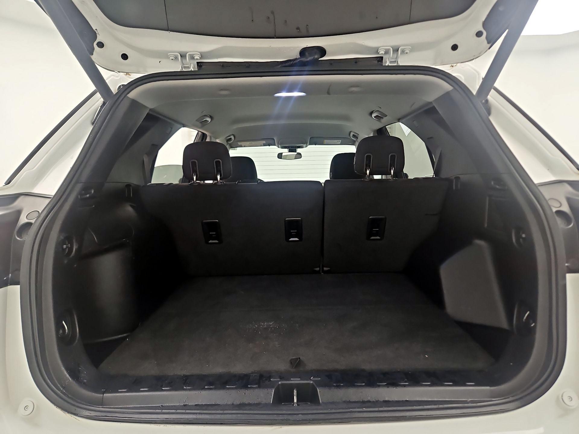 Thumbnail: 2018 Chevrolet Equinox - 20