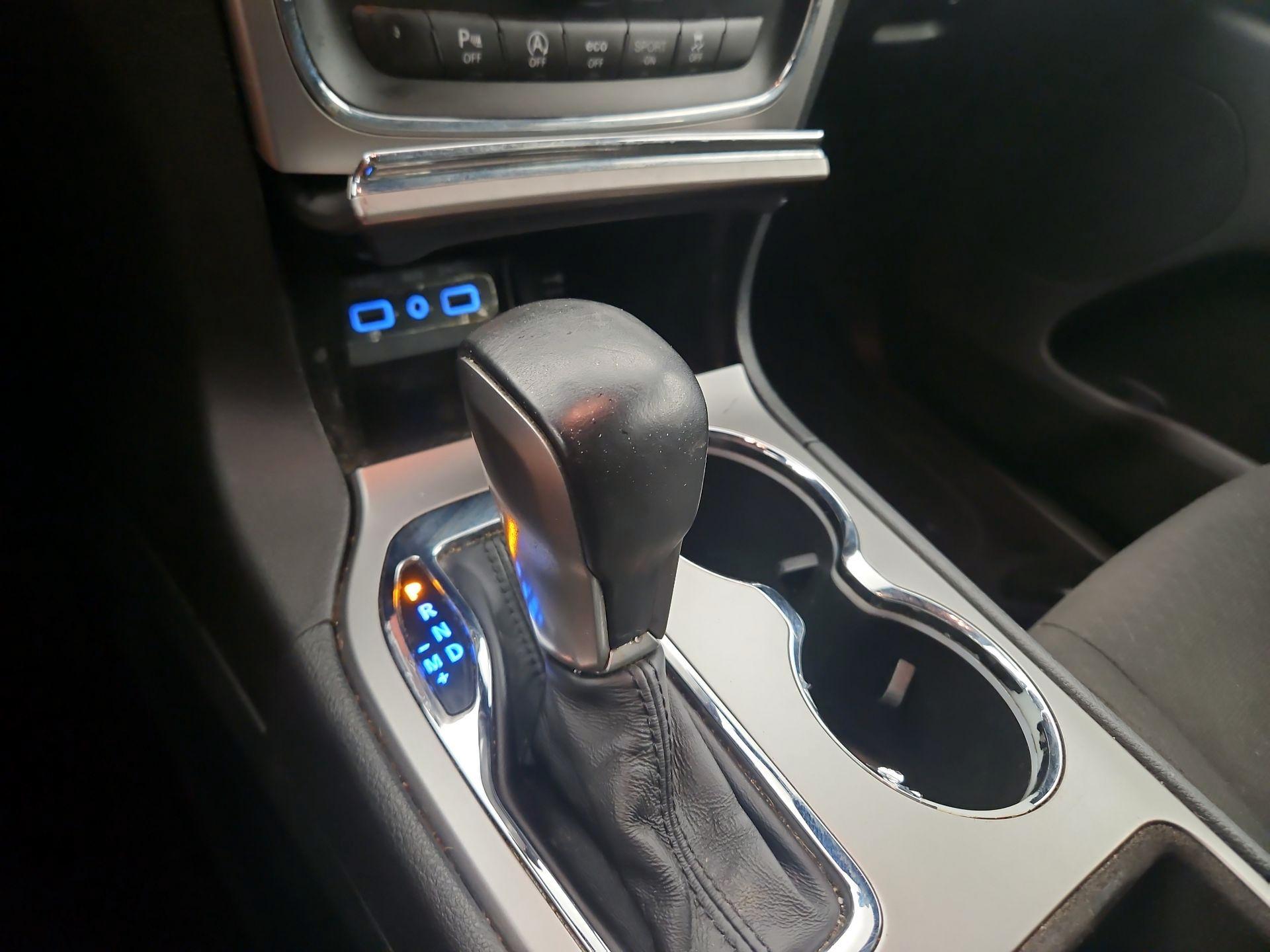 Thumbnail: 2018 Jeep Grand Cherokee - 17