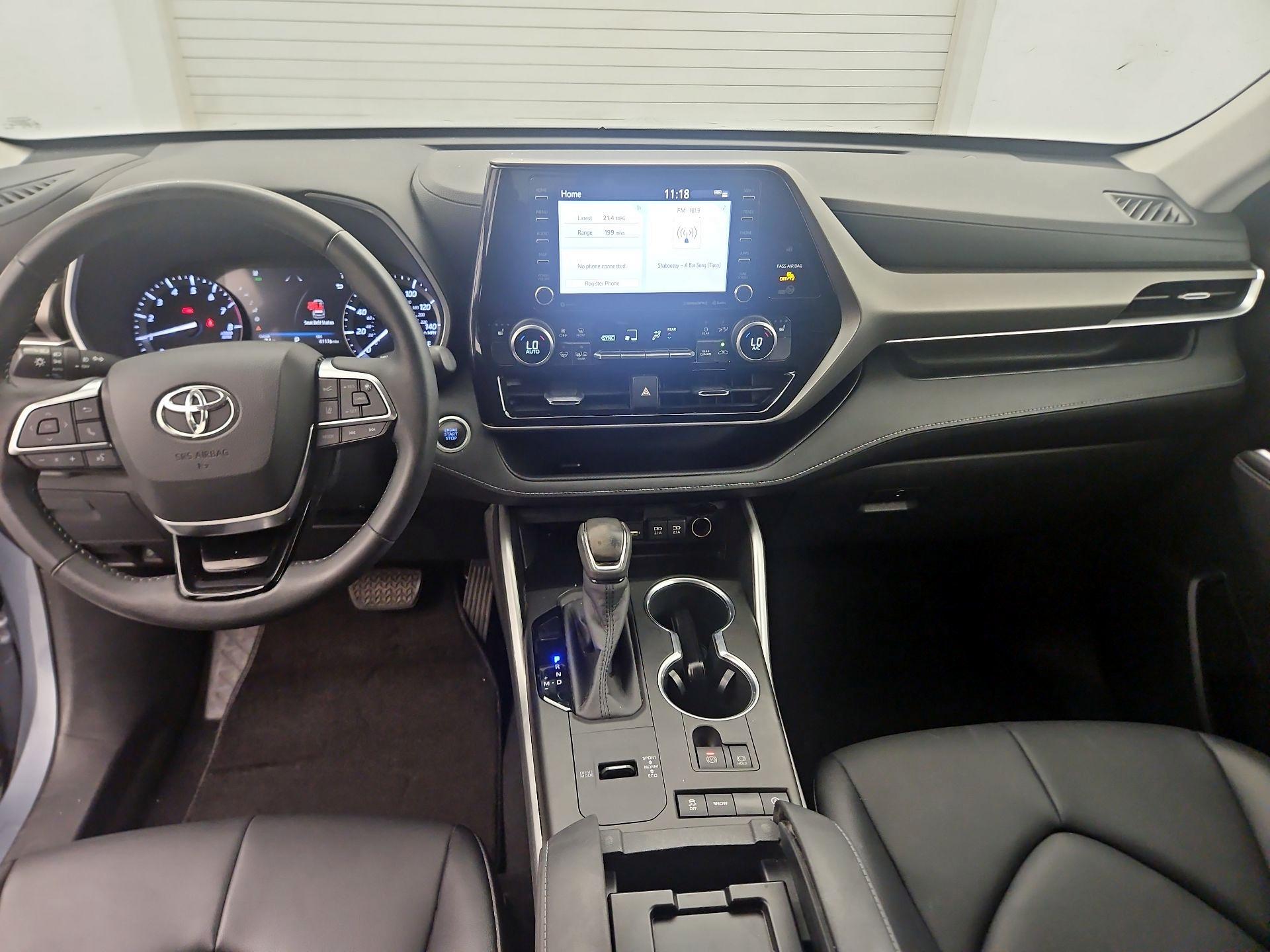 Thumbnail: 2020 Toyota Highlander - 9