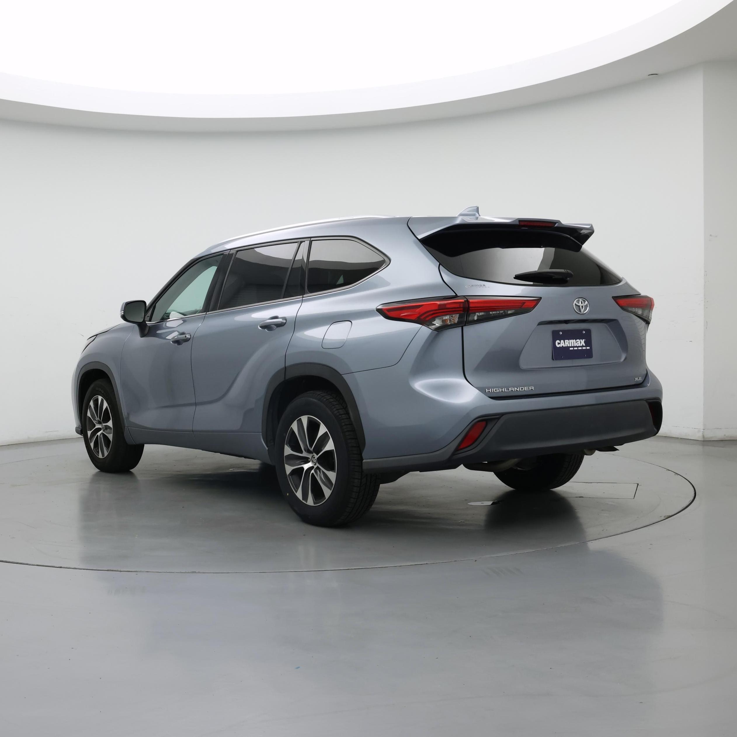 Thumbnail: 2020 Toyota Highlander - 2