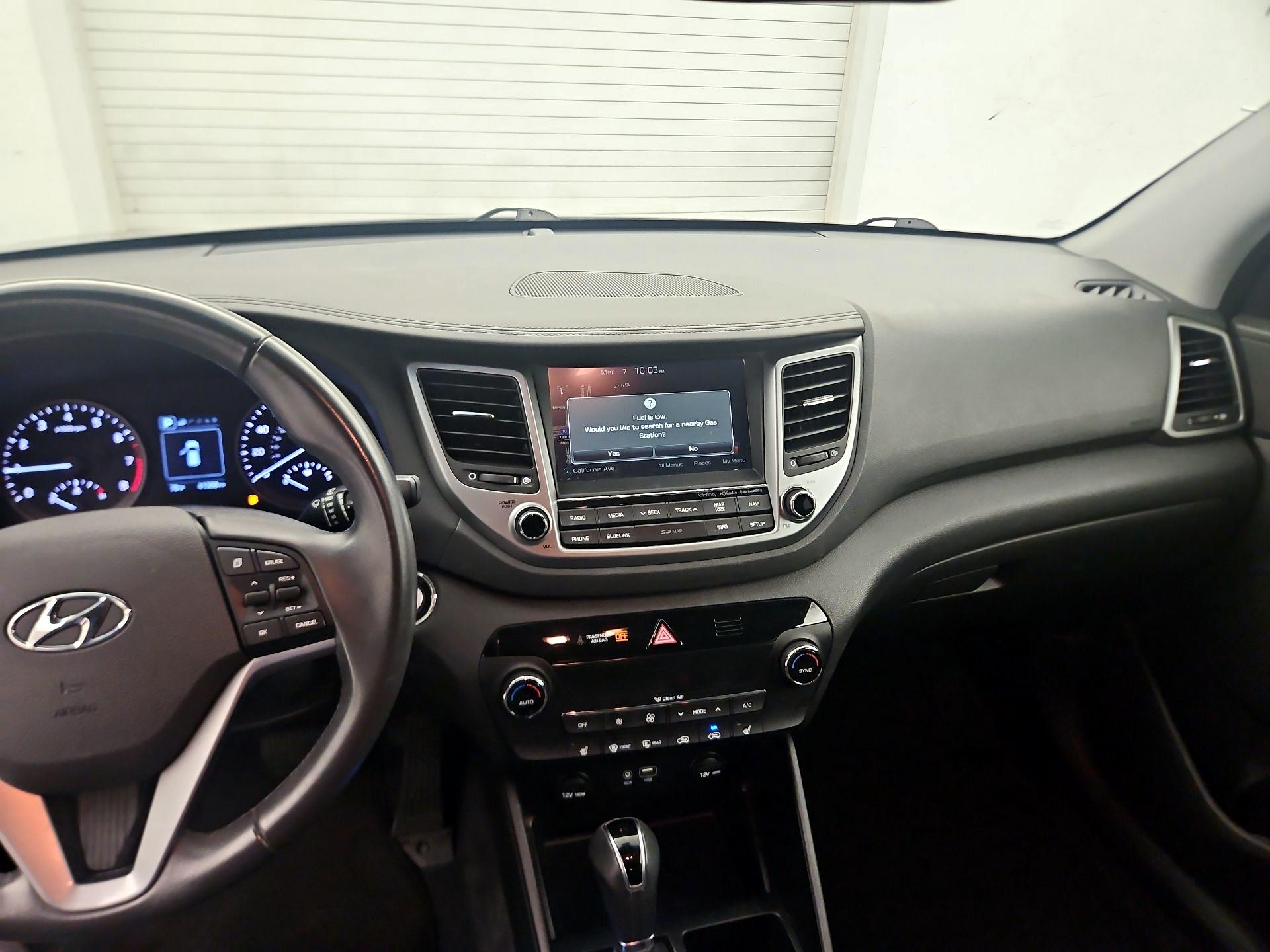 Thumbnail: 2017 Hyundai Tucson - 9