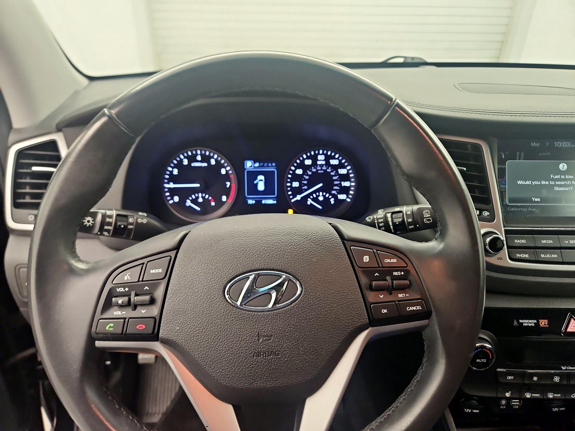 Thumbnail: 2017 Hyundai Tucson - 10