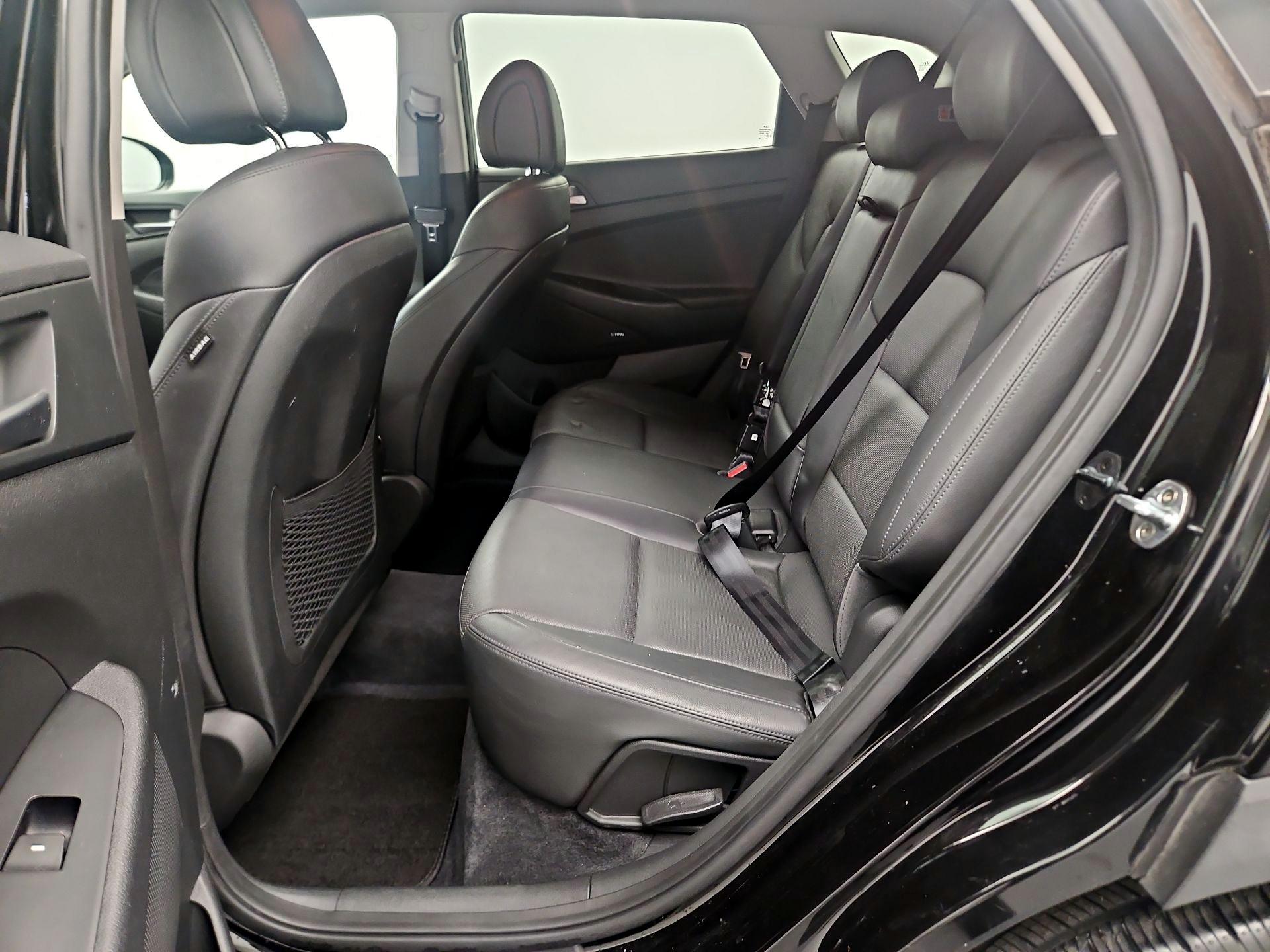 Thumbnail: 2017 Hyundai Tucson - 16