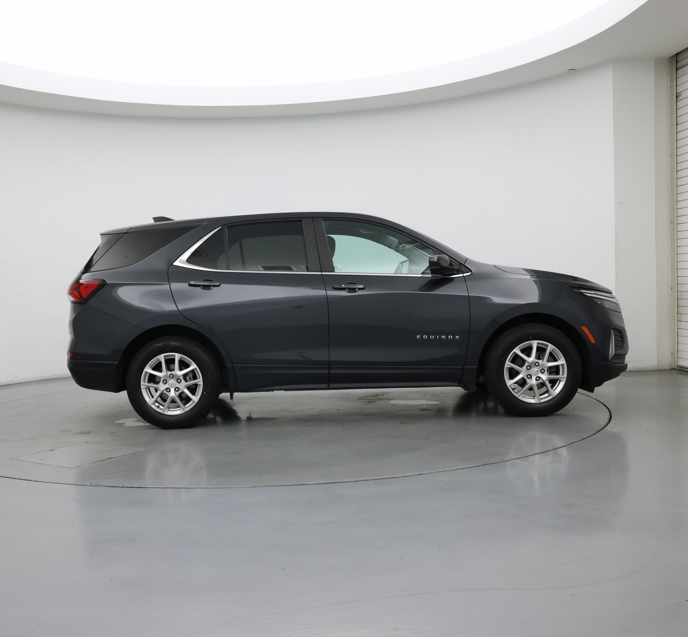 Thumbnail: 2022 Chevrolet Equinox - 7