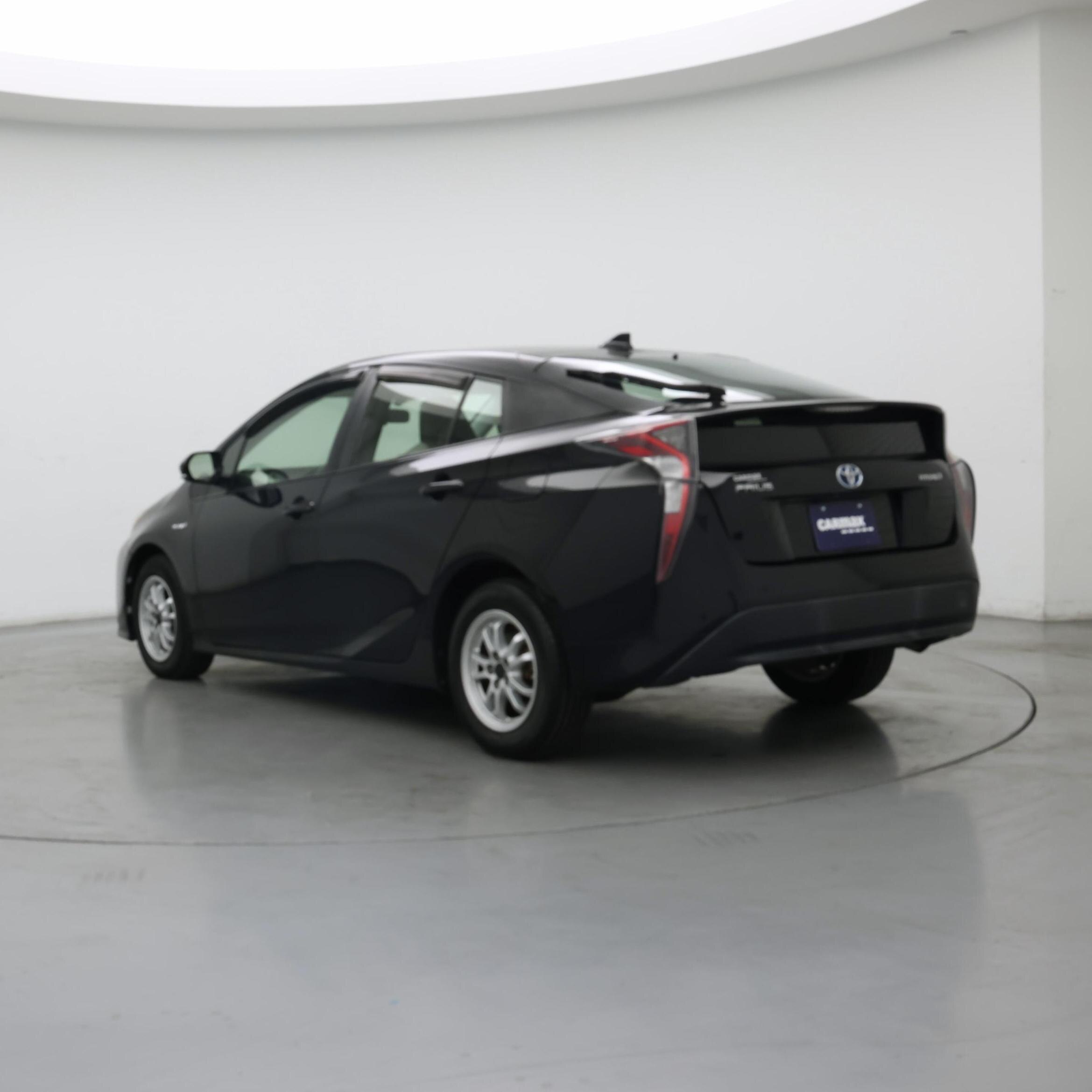 Thumbnail: 2016 Toyota Prius - 2
