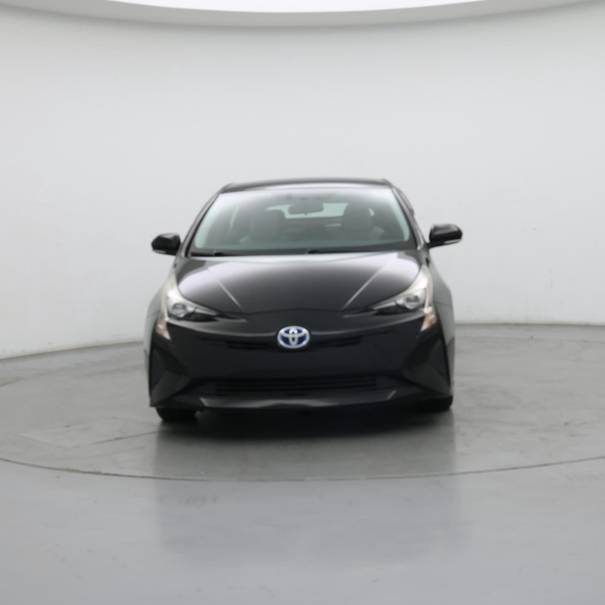 Thumbnail: 2016 Toyota Prius - 5