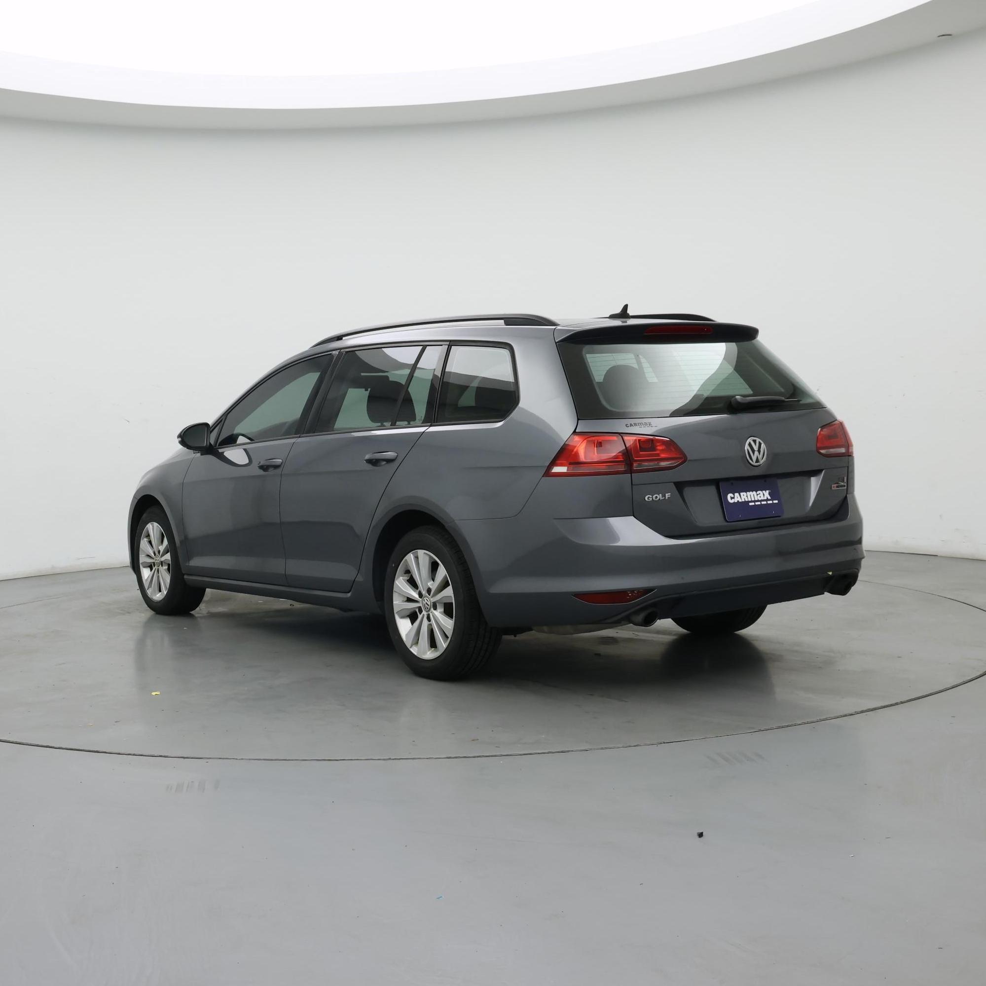 Thumbnail: 2017 Volkswagen Golf - 2