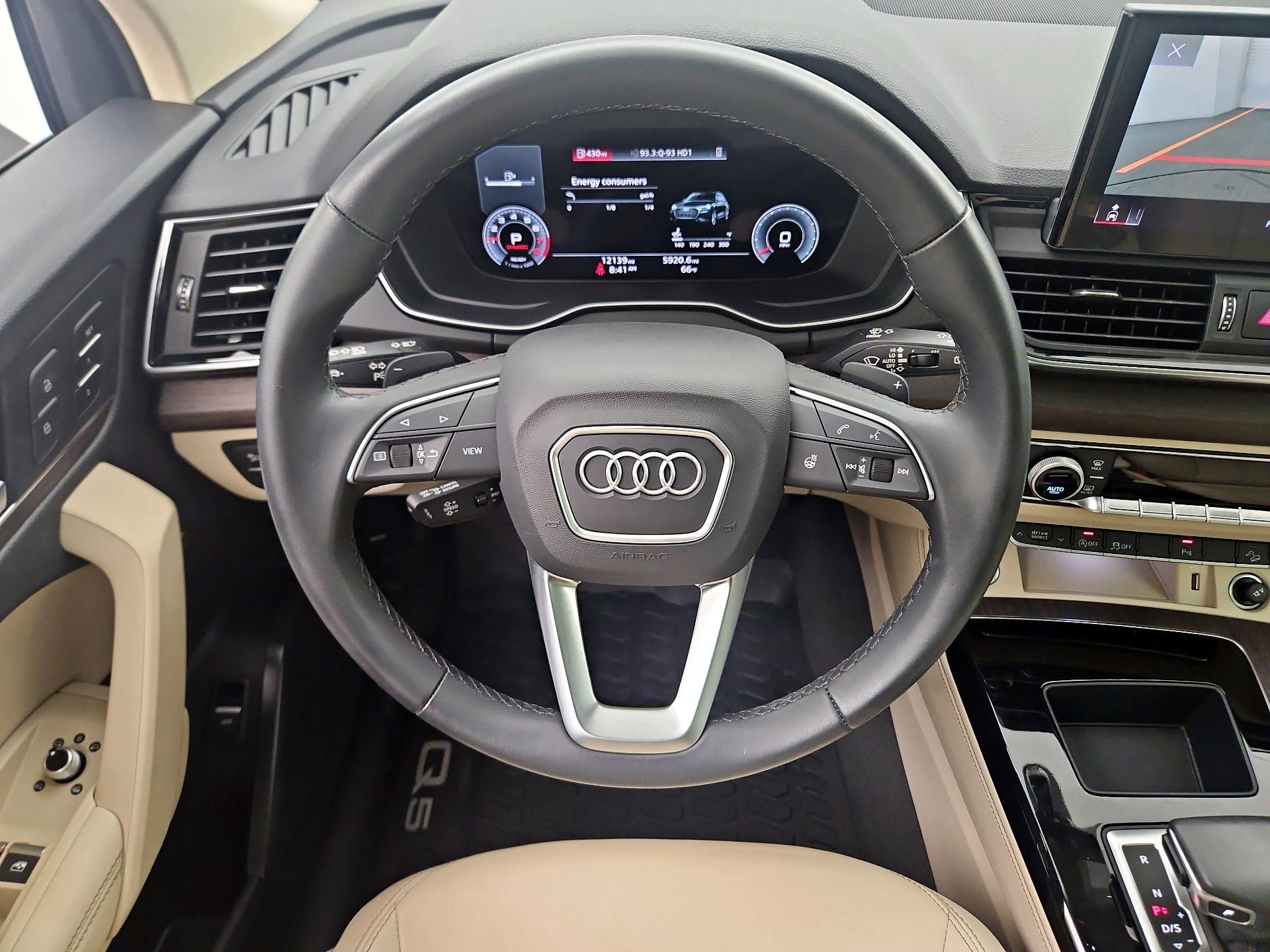 Thumbnail: 2022 Audi Q5 - 10