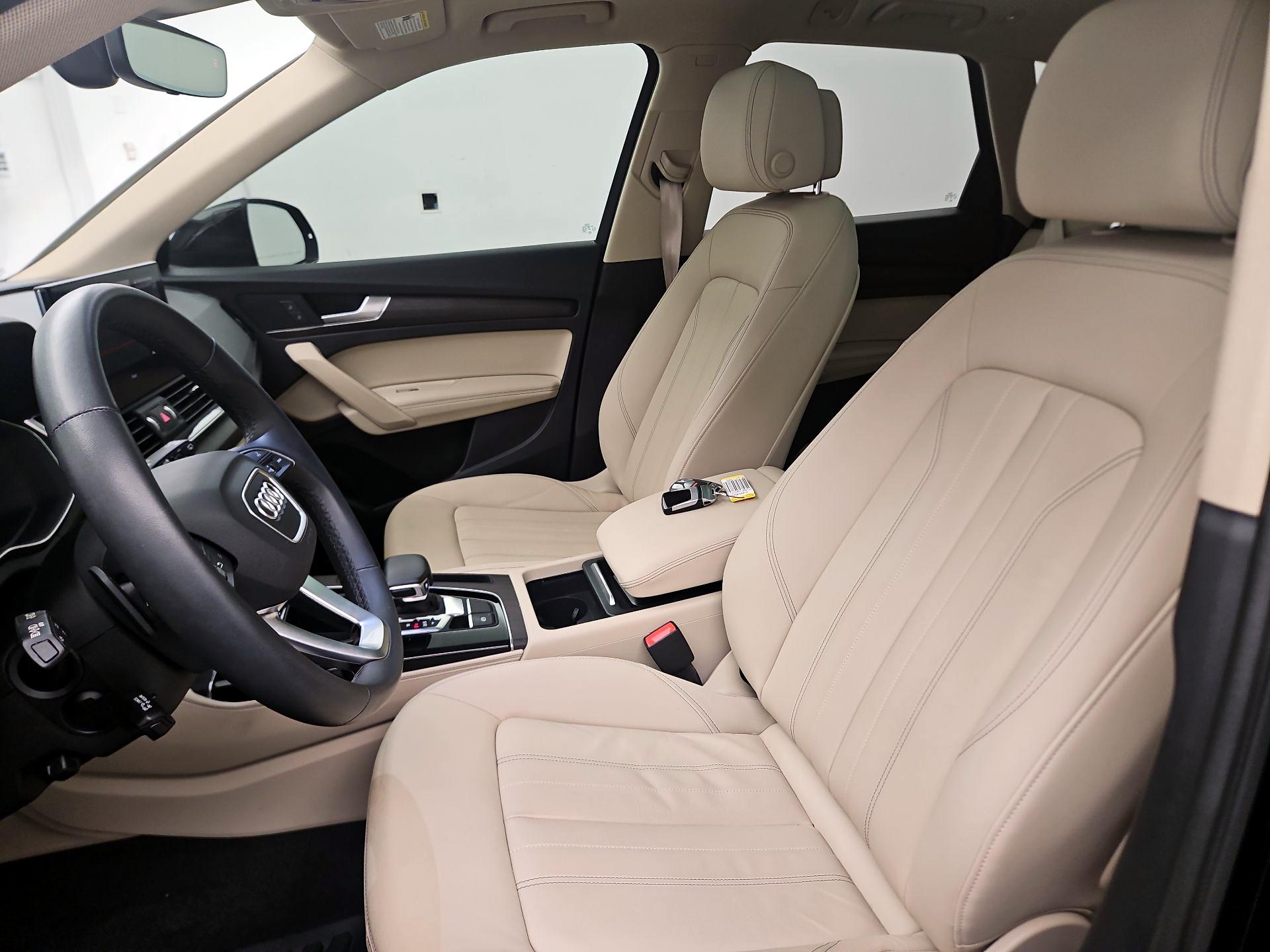 Thumbnail: 2022 Audi Q5 - 11