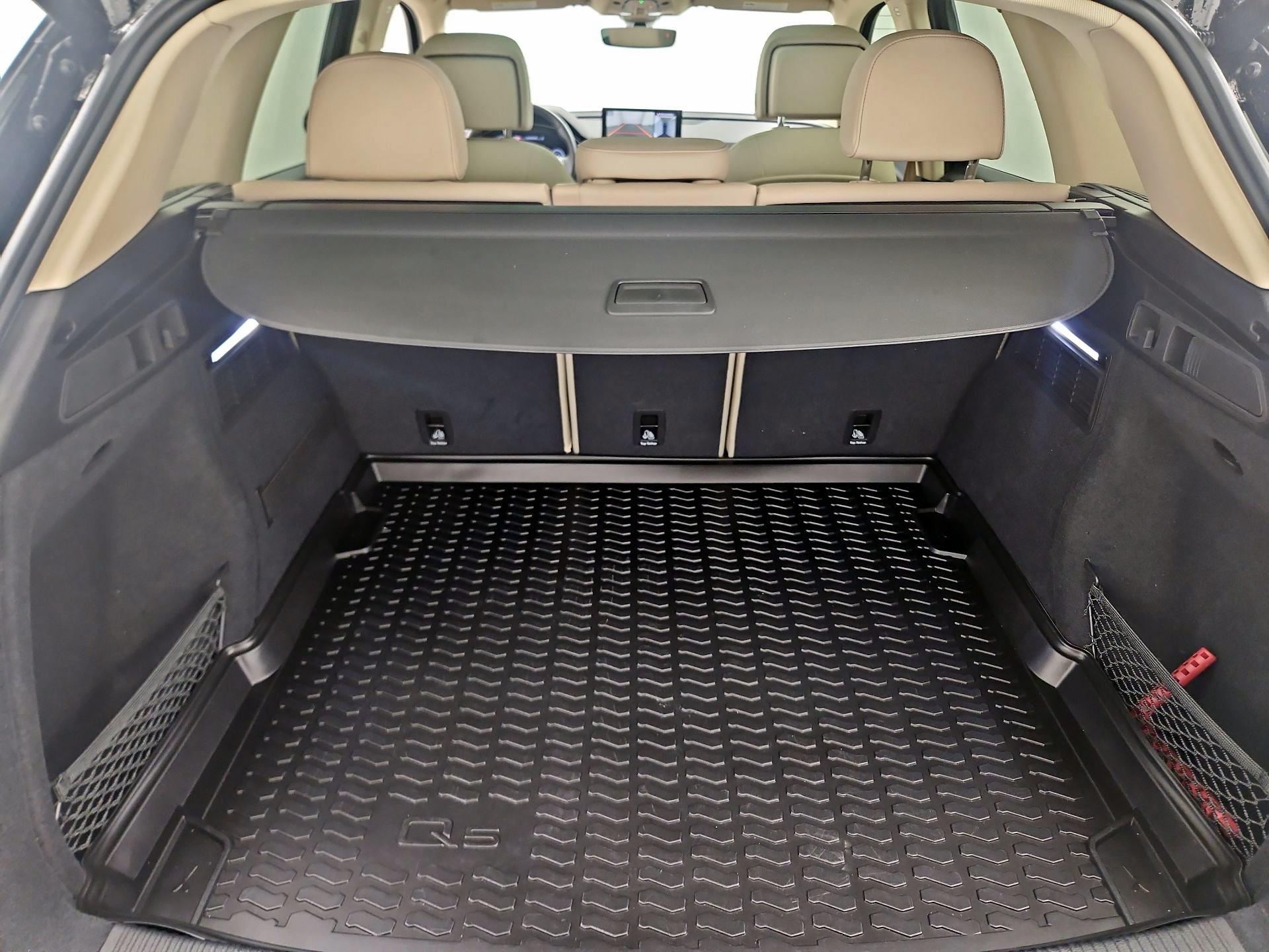 Thumbnail: 2022 Audi Q5 - 20