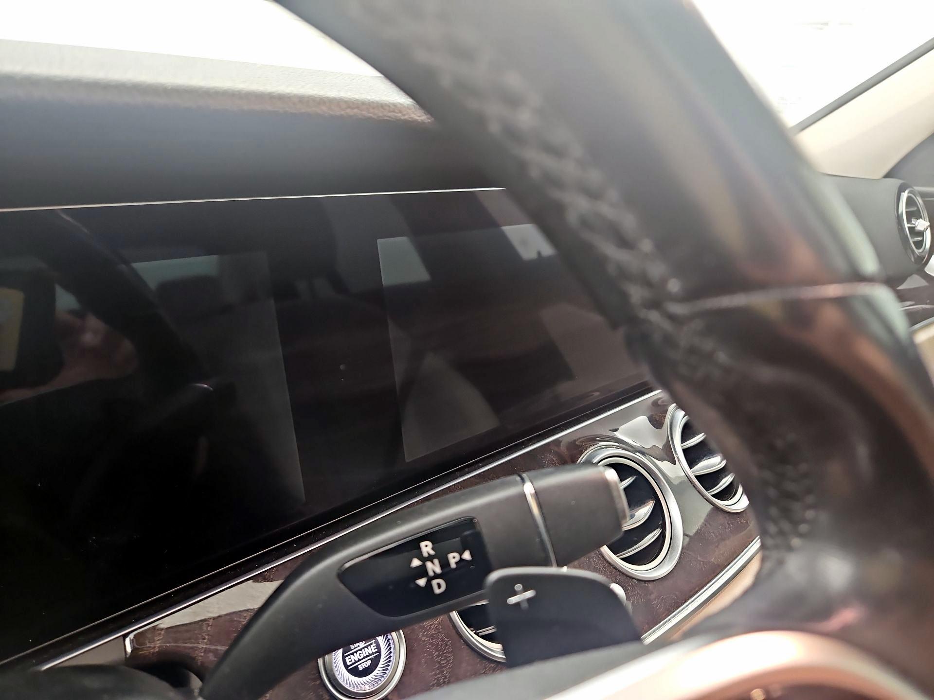 Thumbnail: 2020 Mercedes-Benz E-Class - 17