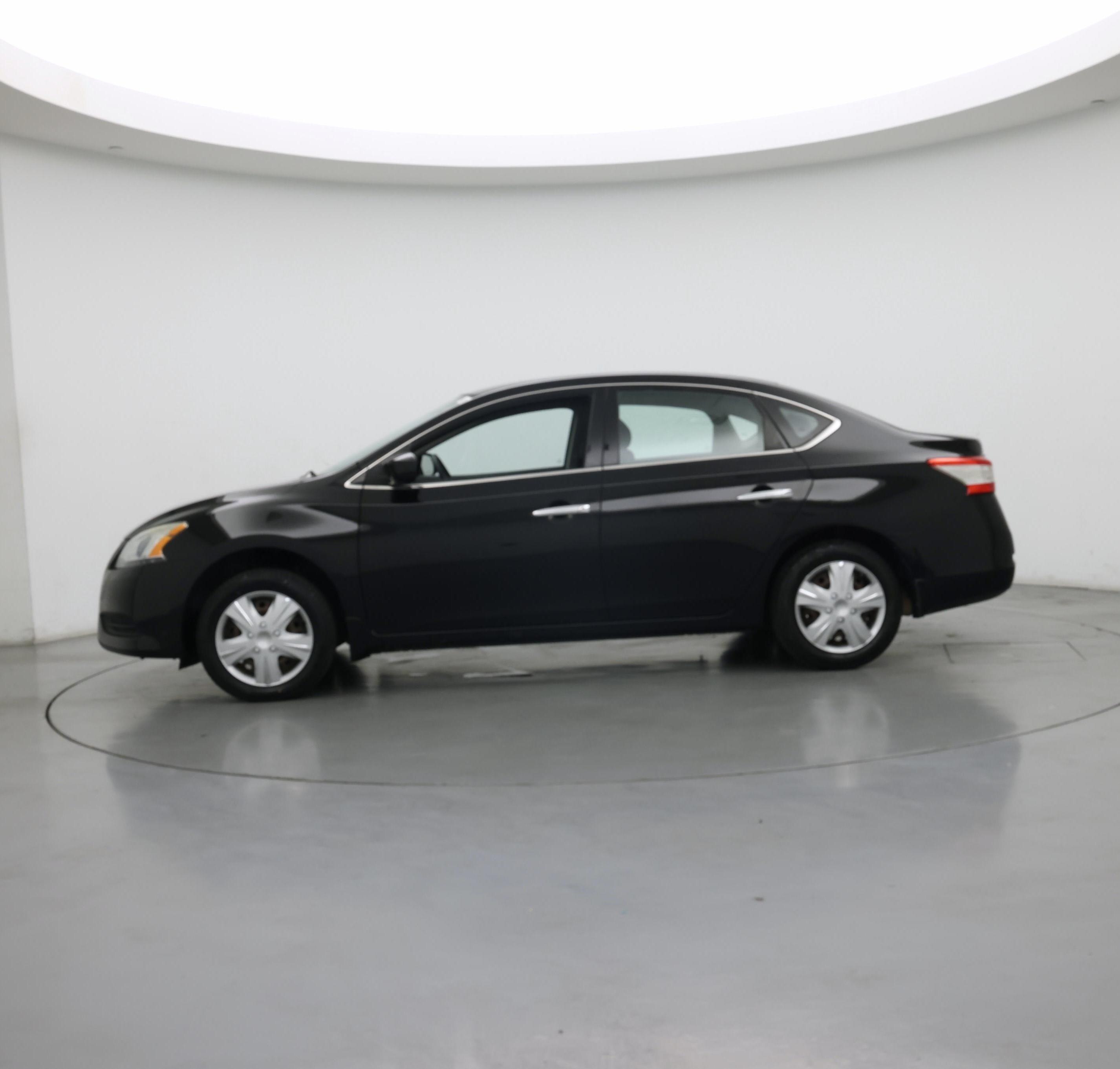 Thumbnail: 2014 Nissan Sentra - 3