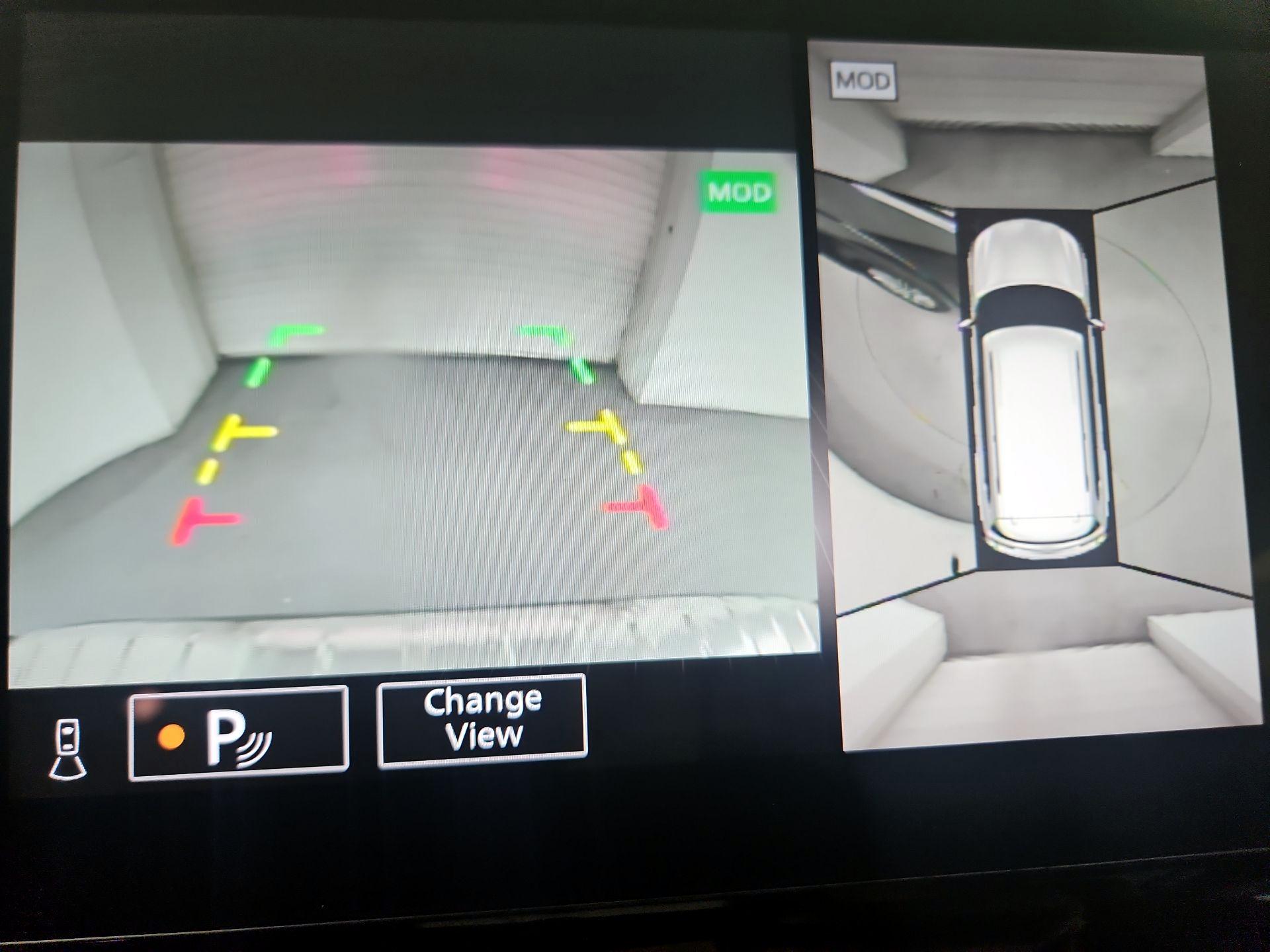 Thumbnail: 2023 INFINITI QX80 - 15