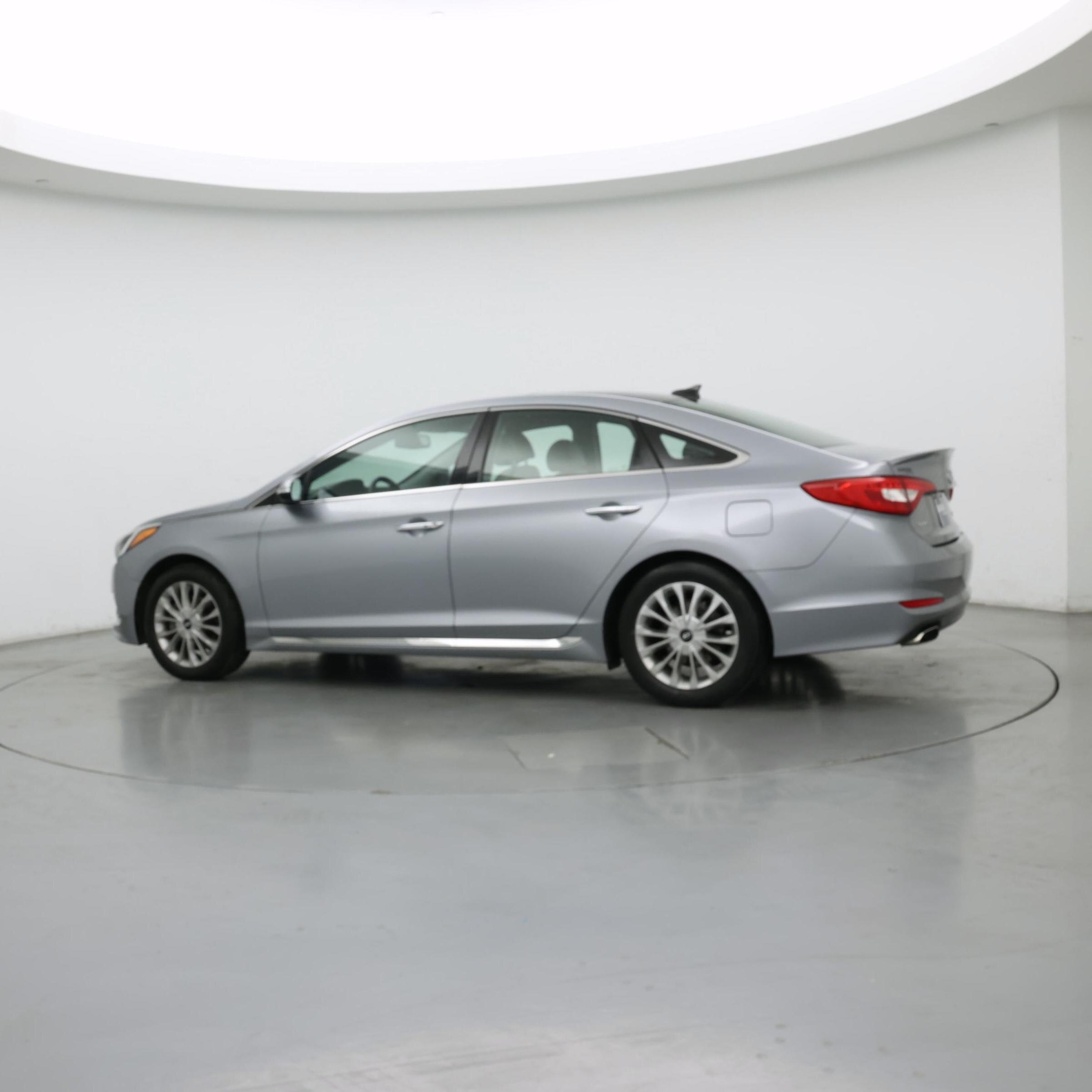 Thumbnail: 2015 Hyundai Sonata - 4